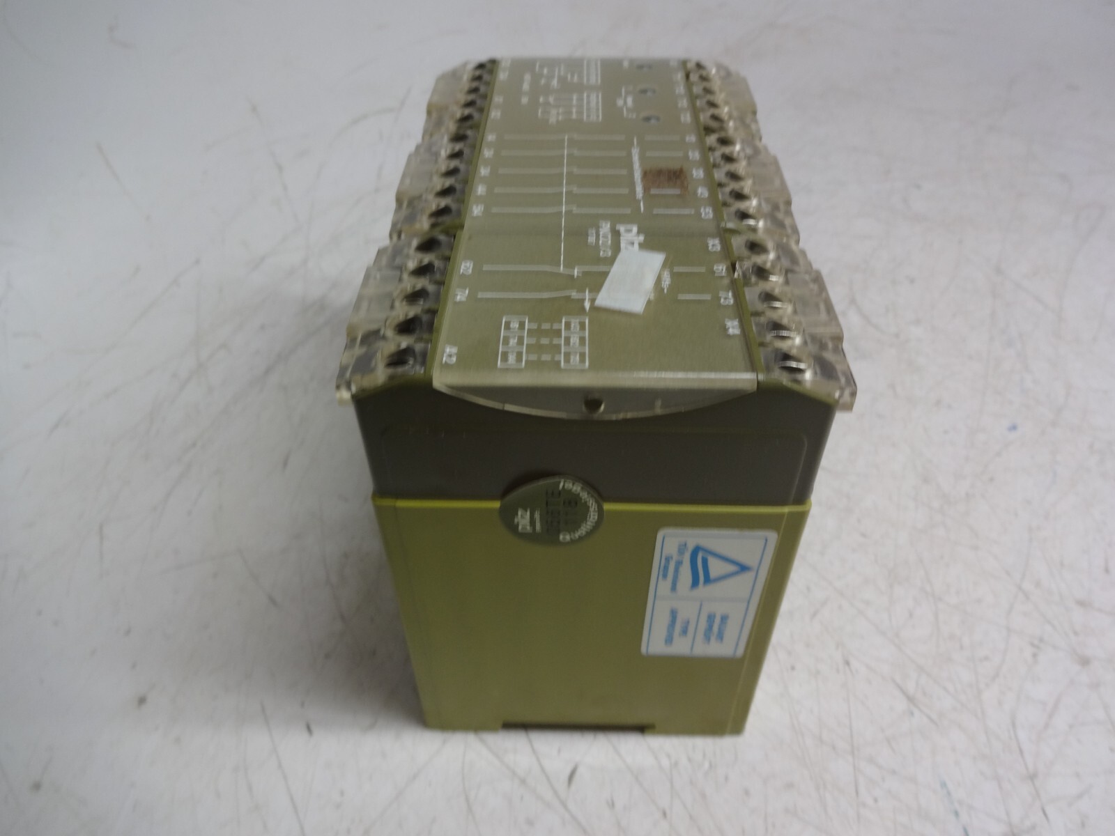 Pilz Pnoz/324vdc5s1o1w Safety Relay