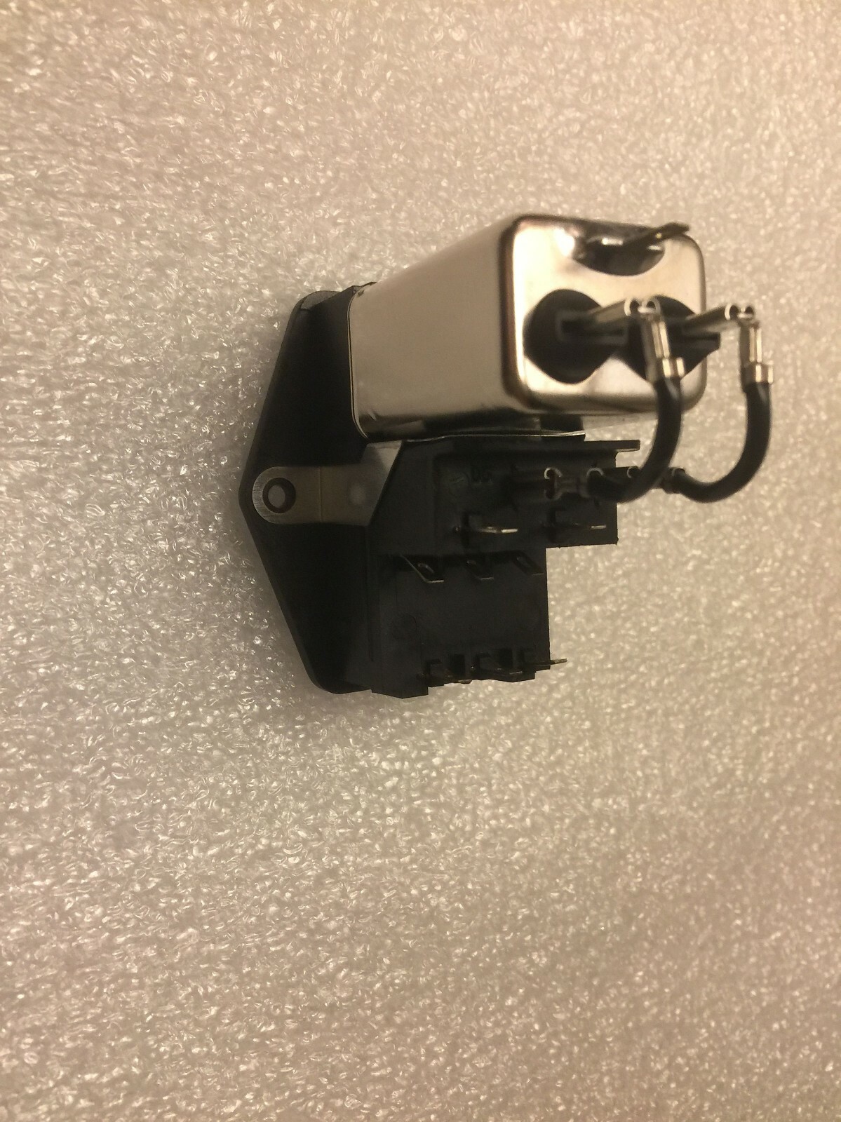 Schaffner FN379B-4-21 Power Entry Module Filtered M 3 POS 120vac -240vac
