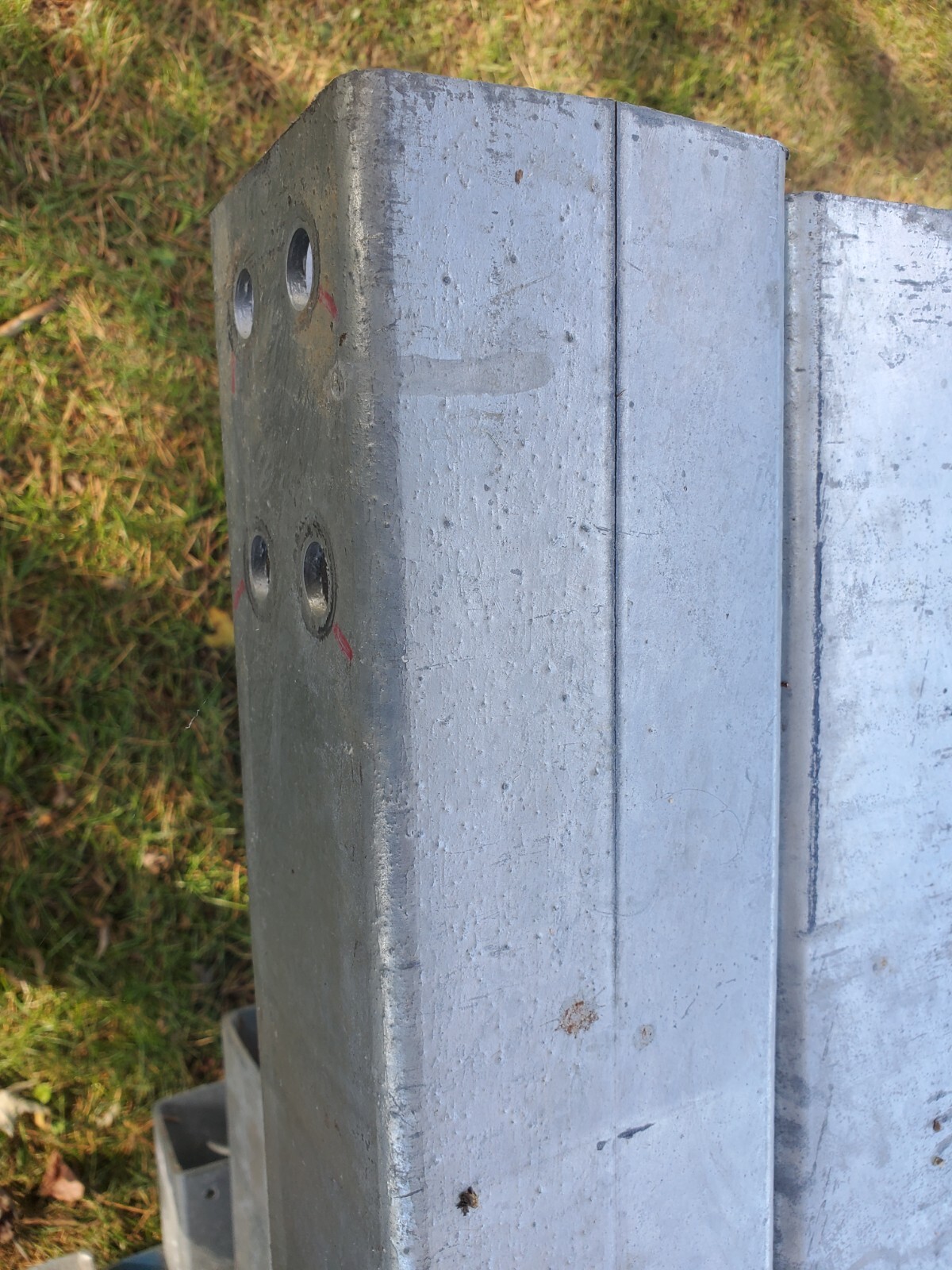4.75 x 4.75″ x .25″ Square Tube Galvanized 33.5′ length