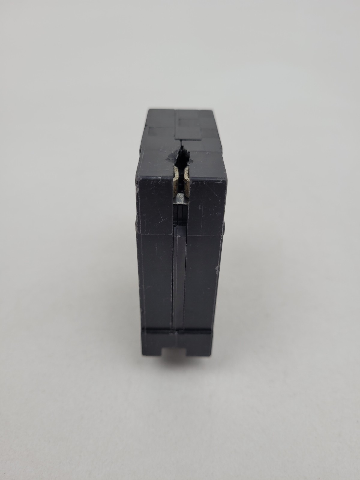 HOMT2020 Square D 20 Amp 1 pole Circuit Breaker – Next Day Option – Flaw