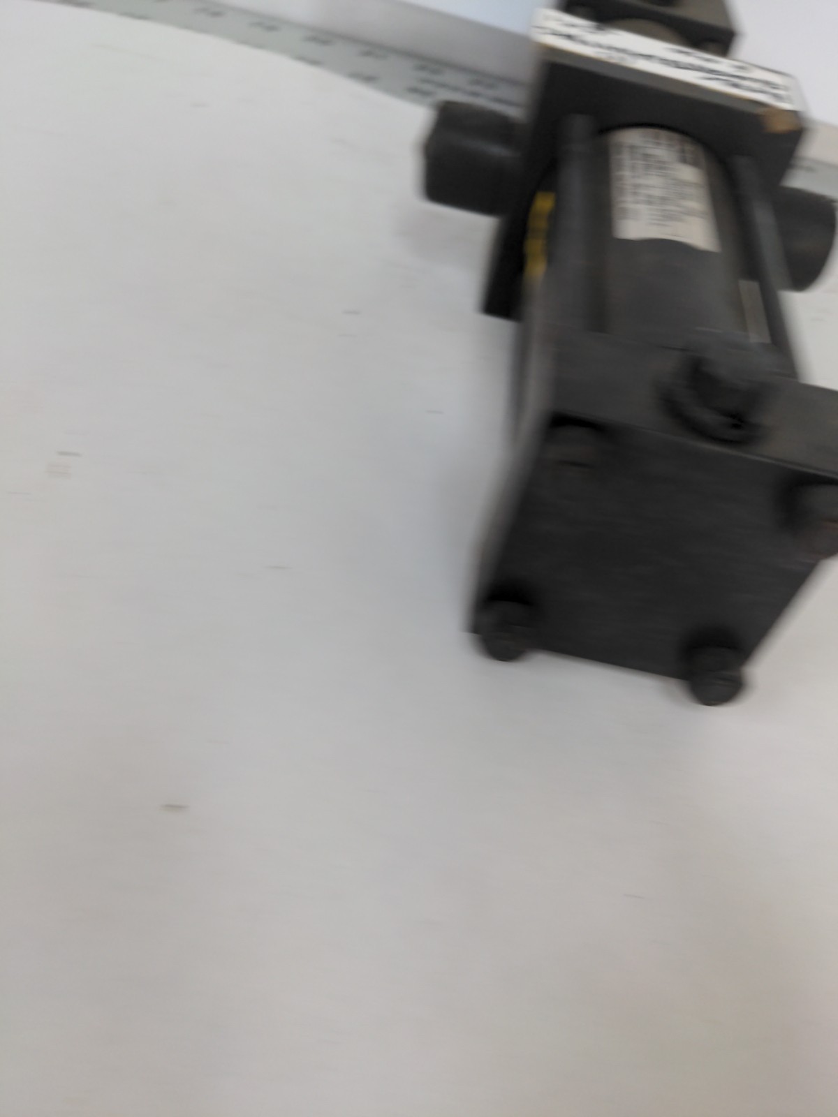 PARKER SERIES 2A PNEUMATIC CYLINDER 02.00 CDDTB2AUV19AC 6.500