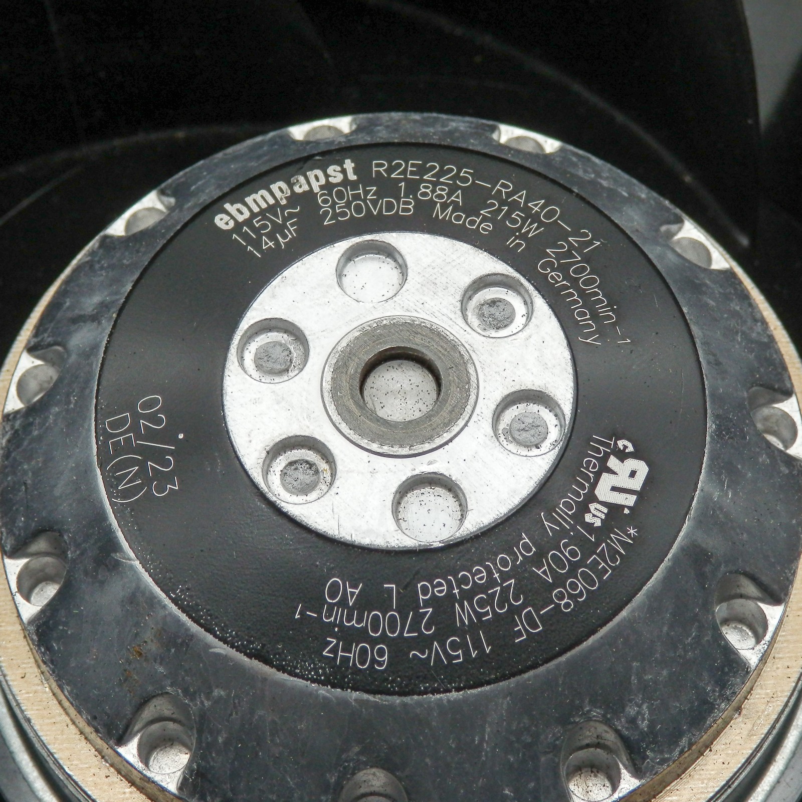 ebm papst R2E225-RA40-21 Round AC Centrifugal Fan 115VAC 225x99mm