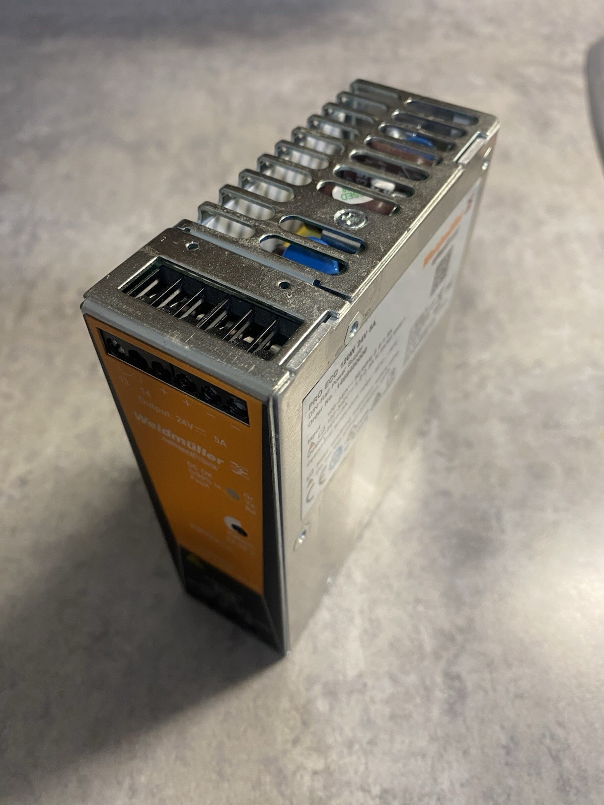PRO ECO 120W 24V 5A
