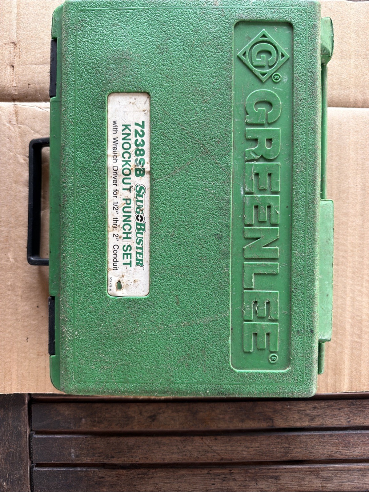 GREENLEE 7238SB SLUG BUSTER KNOCKOUT PUNCH SET W/ WRENCH DRIVER 1/2″- 2″ CONDUIT