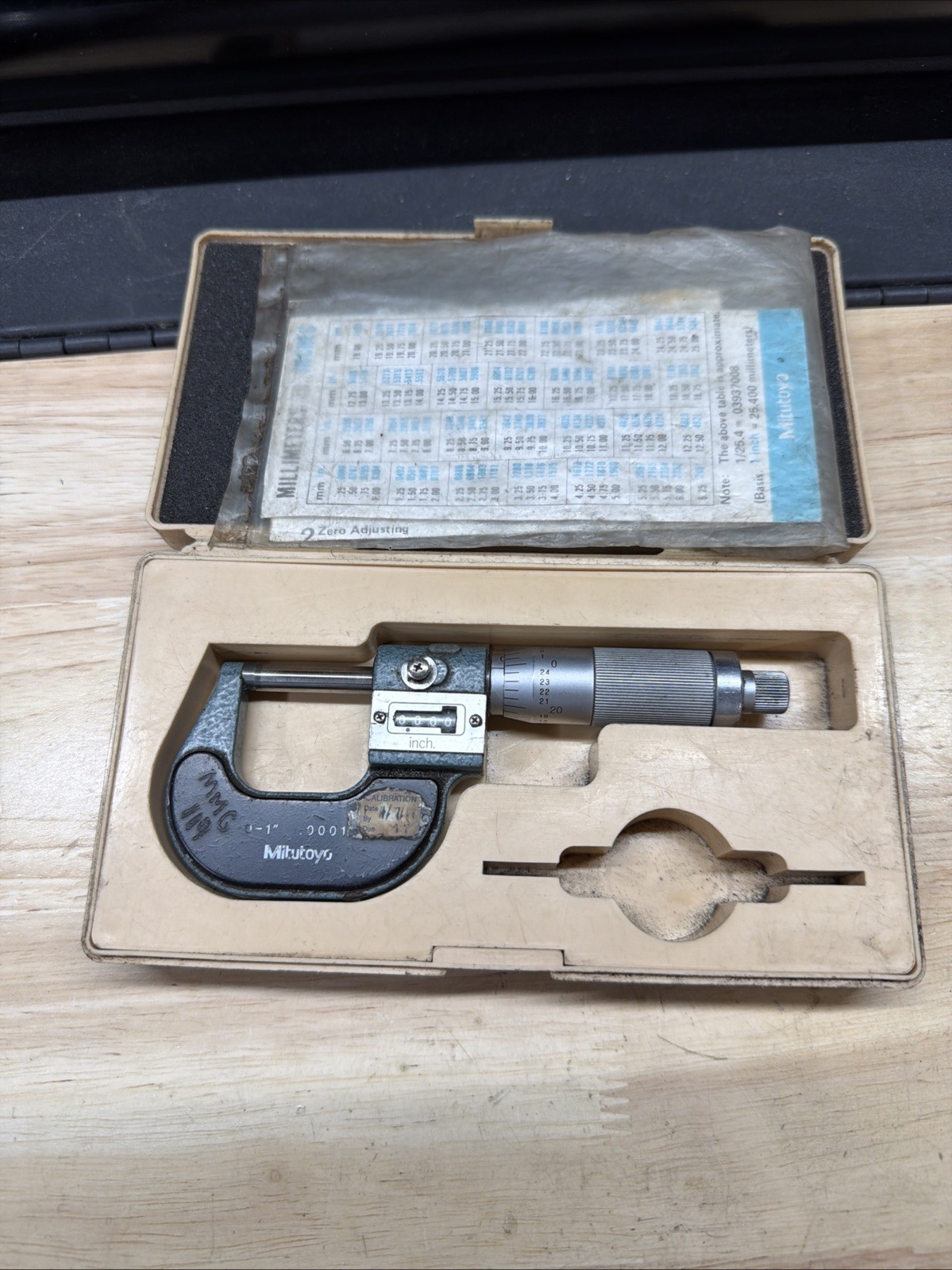 Mitutoyo 193-211 Outside Micrometer 0-1″ .0001″ Mechanical Counter