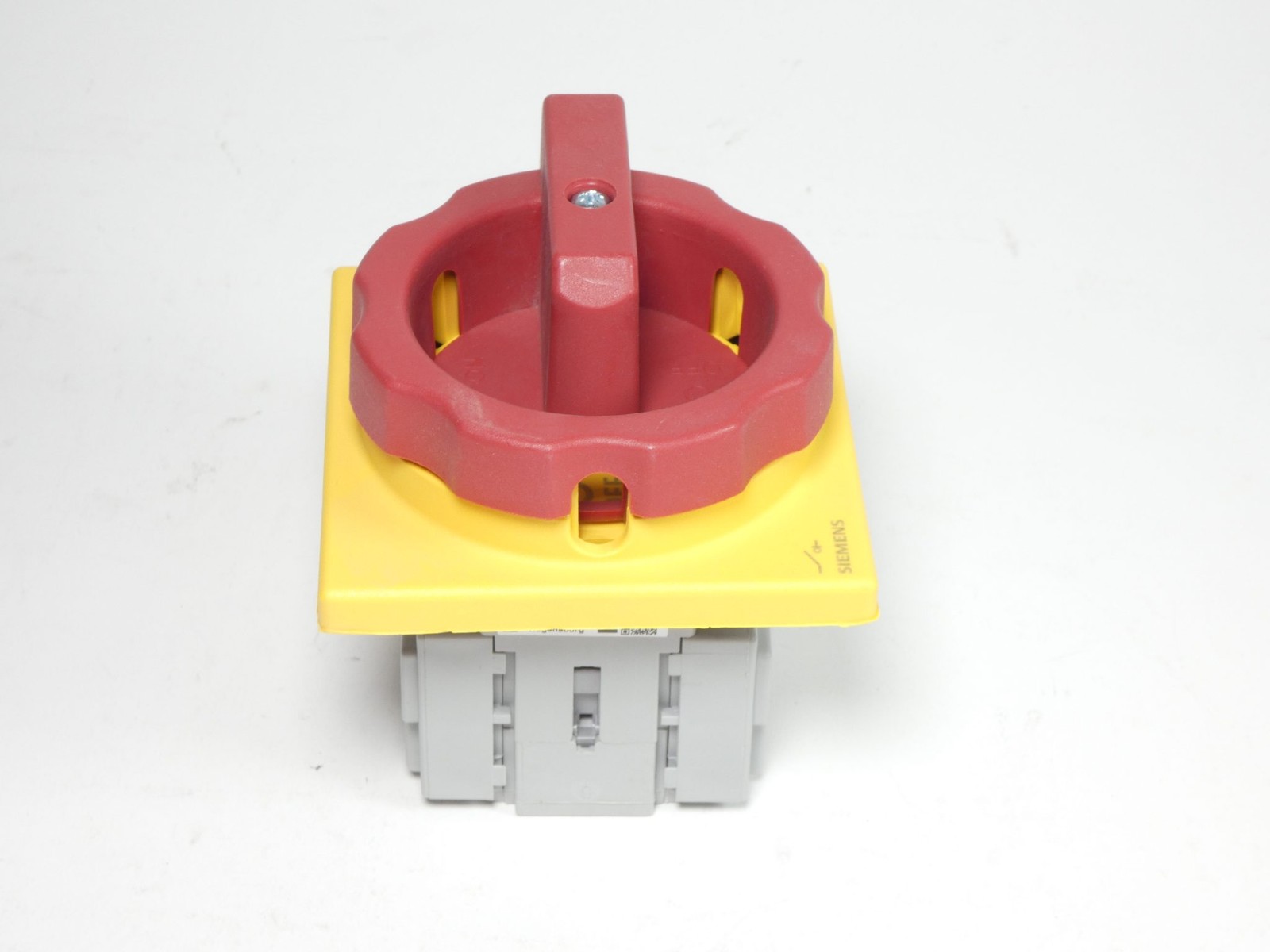 Siemens 3LD2504-0TK53 Switch Disconnector 3P 63A 400V 22kW – NEW Surplus!