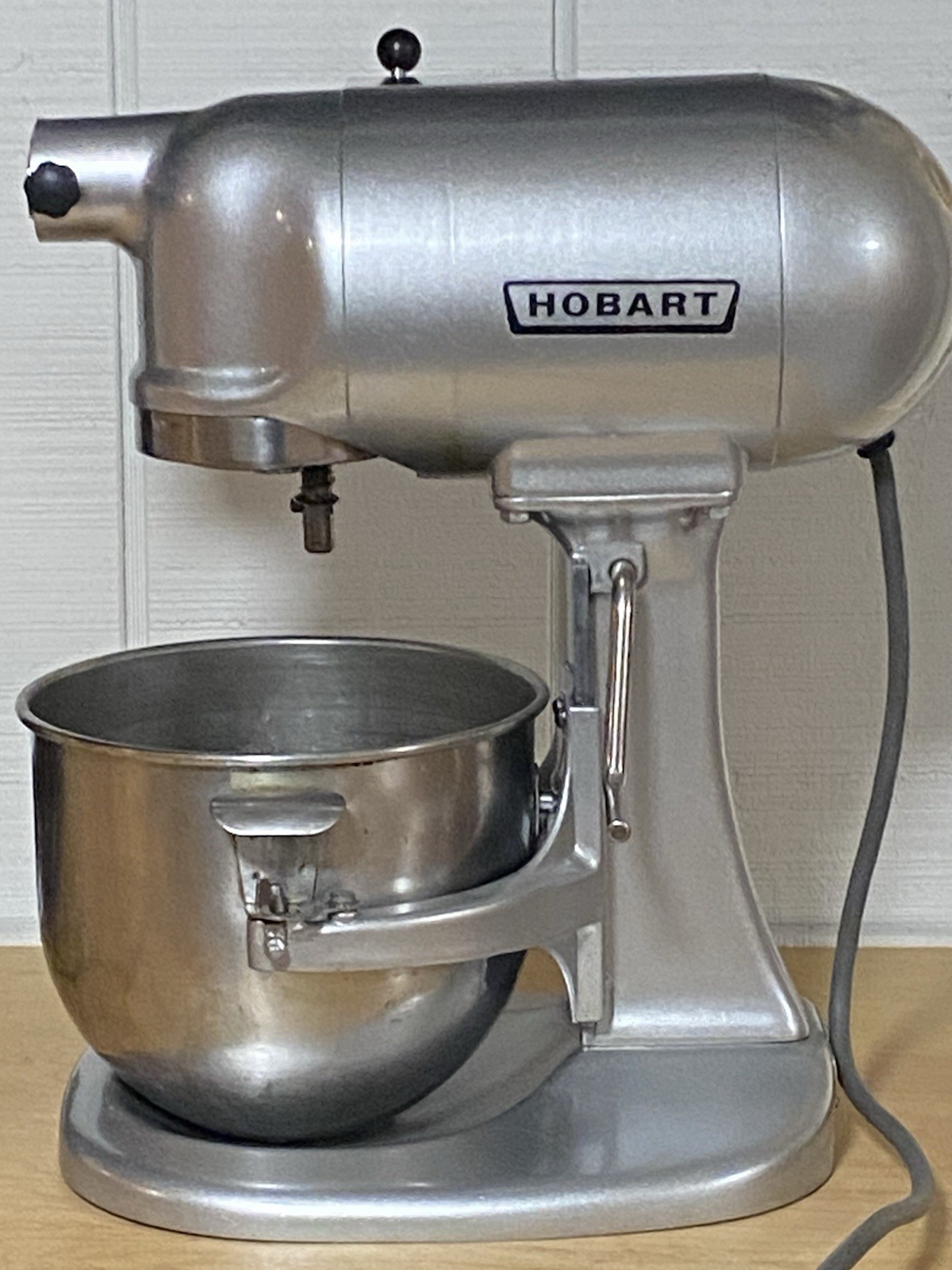 Hobart N50 Mixer Commercial Countertop 5 Quart 3 Speed + Paddle Whip Dough Hook