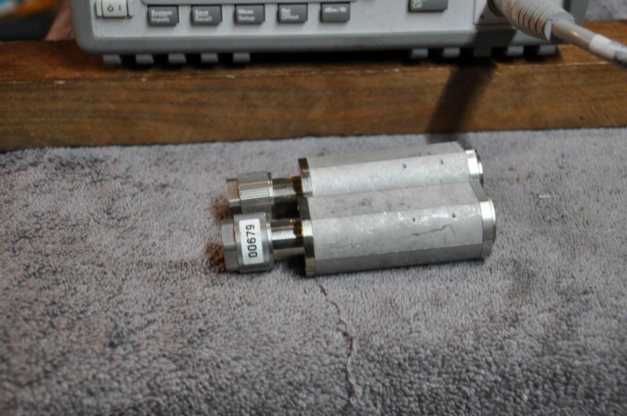 HP 8485A power sensor %0 Mhz-26 Ghz No covers and read 10db High