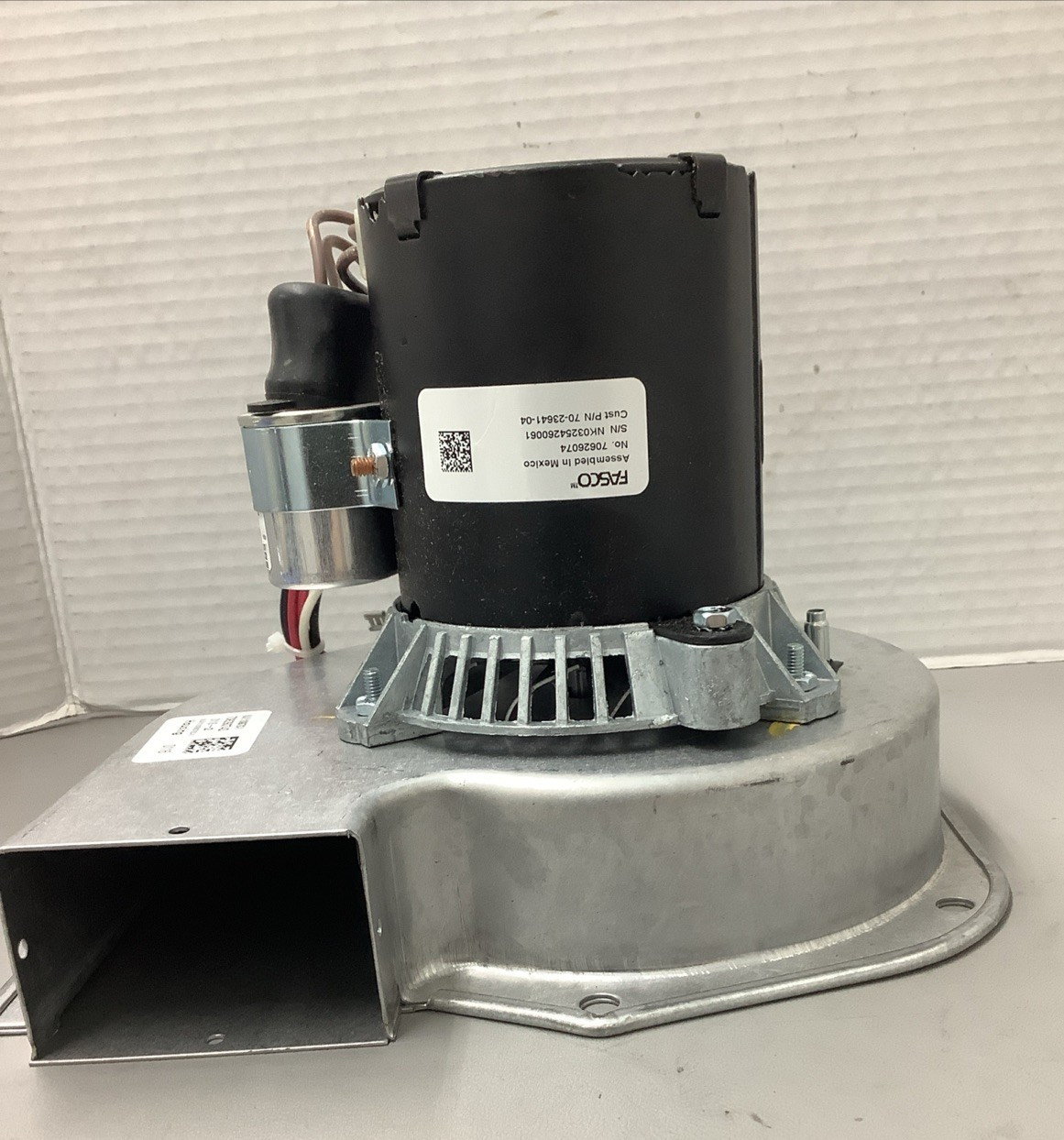 Fasco 70626074 Draft Inducer Blower Assy 208-230V 0.10/0.15A 3350/2500 RPM (r60)