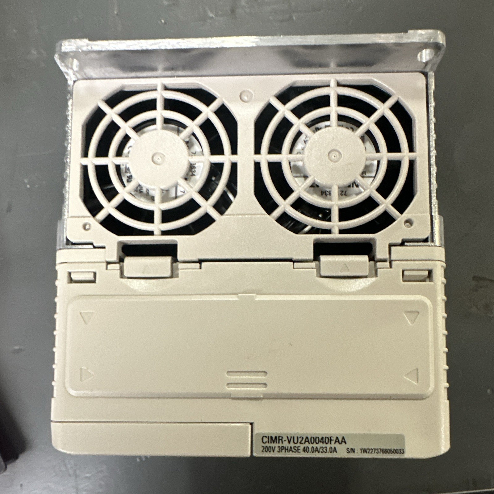 Yaskawa V1000 VFD CIMR-VU2A0040FAA 200-240V 3-Phase IP20 10HP
