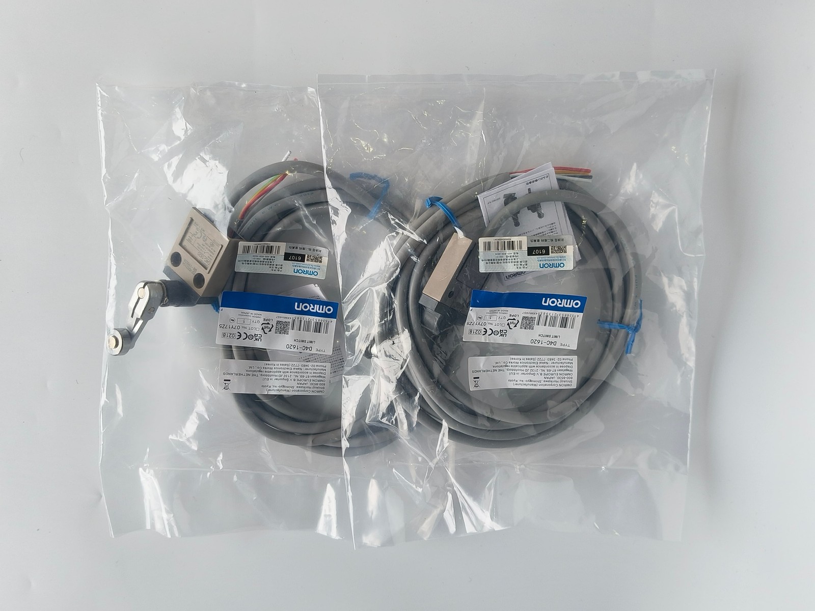 D4C-1620 Omron New Limit Switch 2PCS: US Inventory, Fast Dispatch