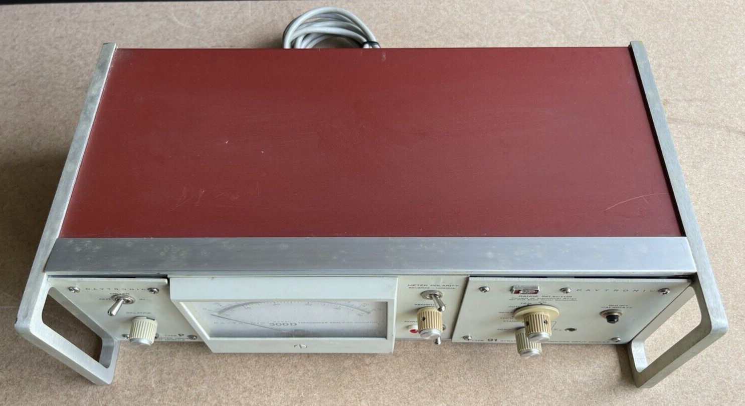 Daytronic Strain Gage System 300D Type P 93