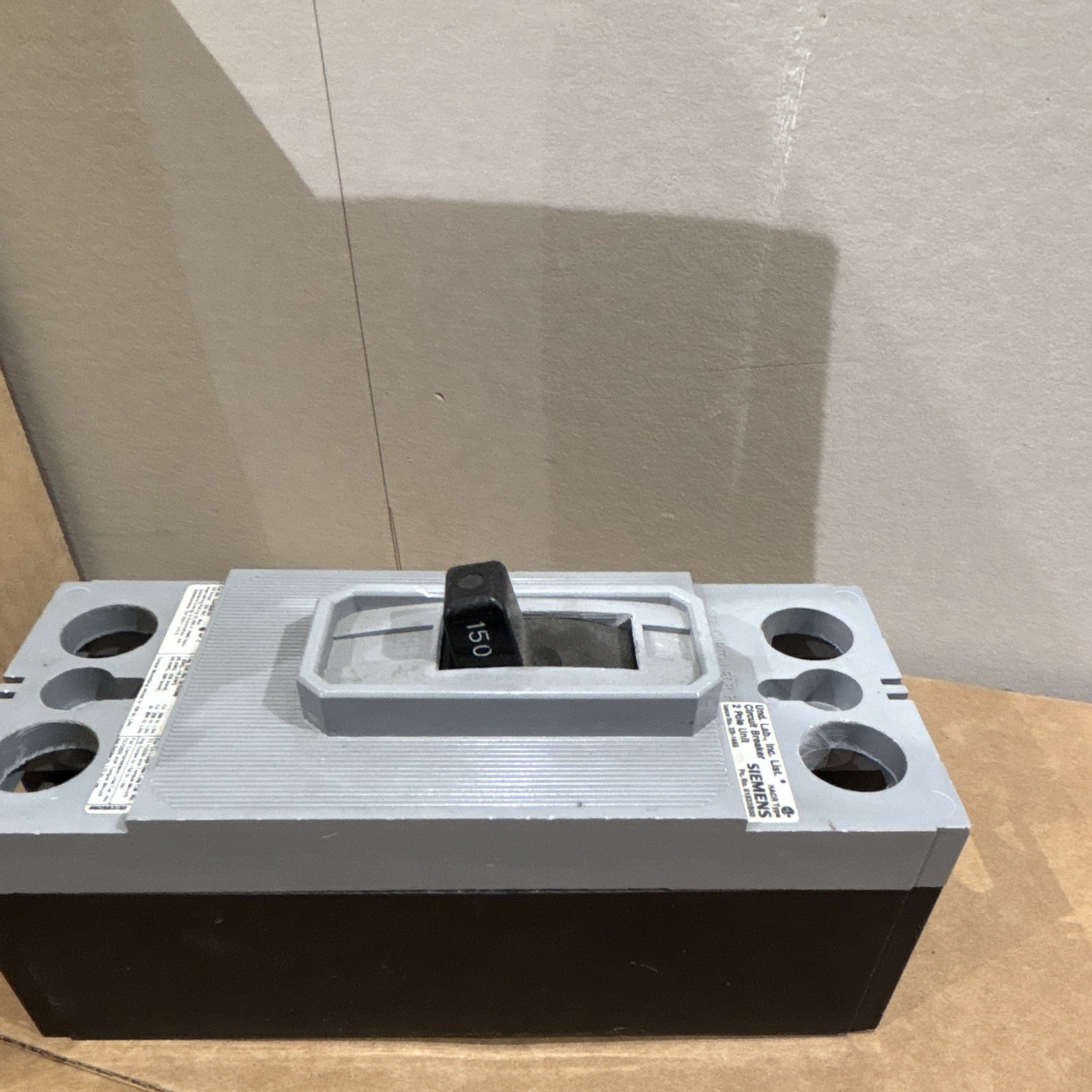 Siemens MP150 150A 2-Pole 201-250V AC Bolt-On Main Breaker Thermal Gray