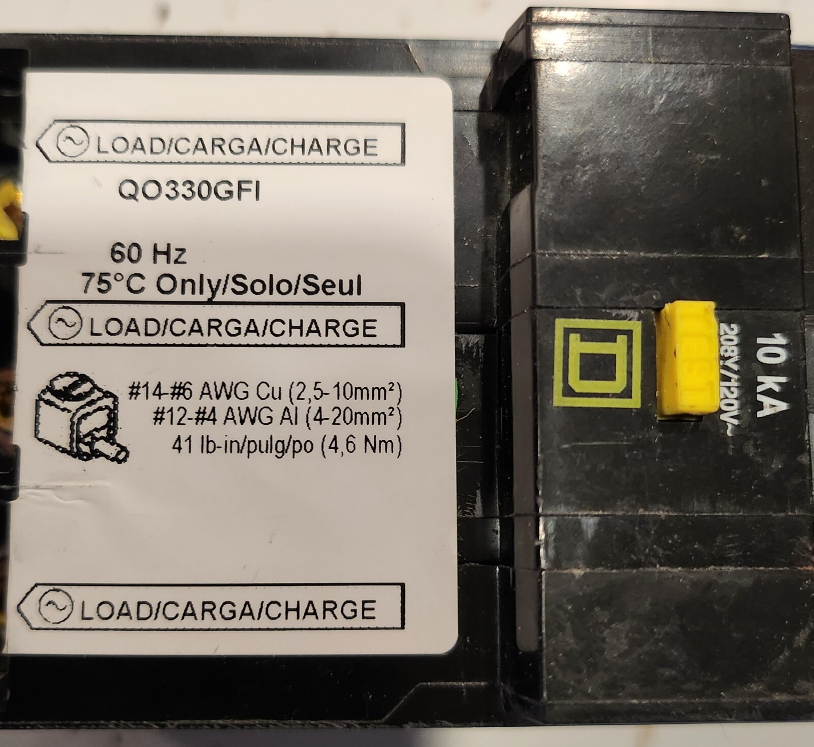 SCHNEIDER ELECTRIC Miniature Circuit Breaker 120/240-Volt 30-Amp QO330GFI Switch