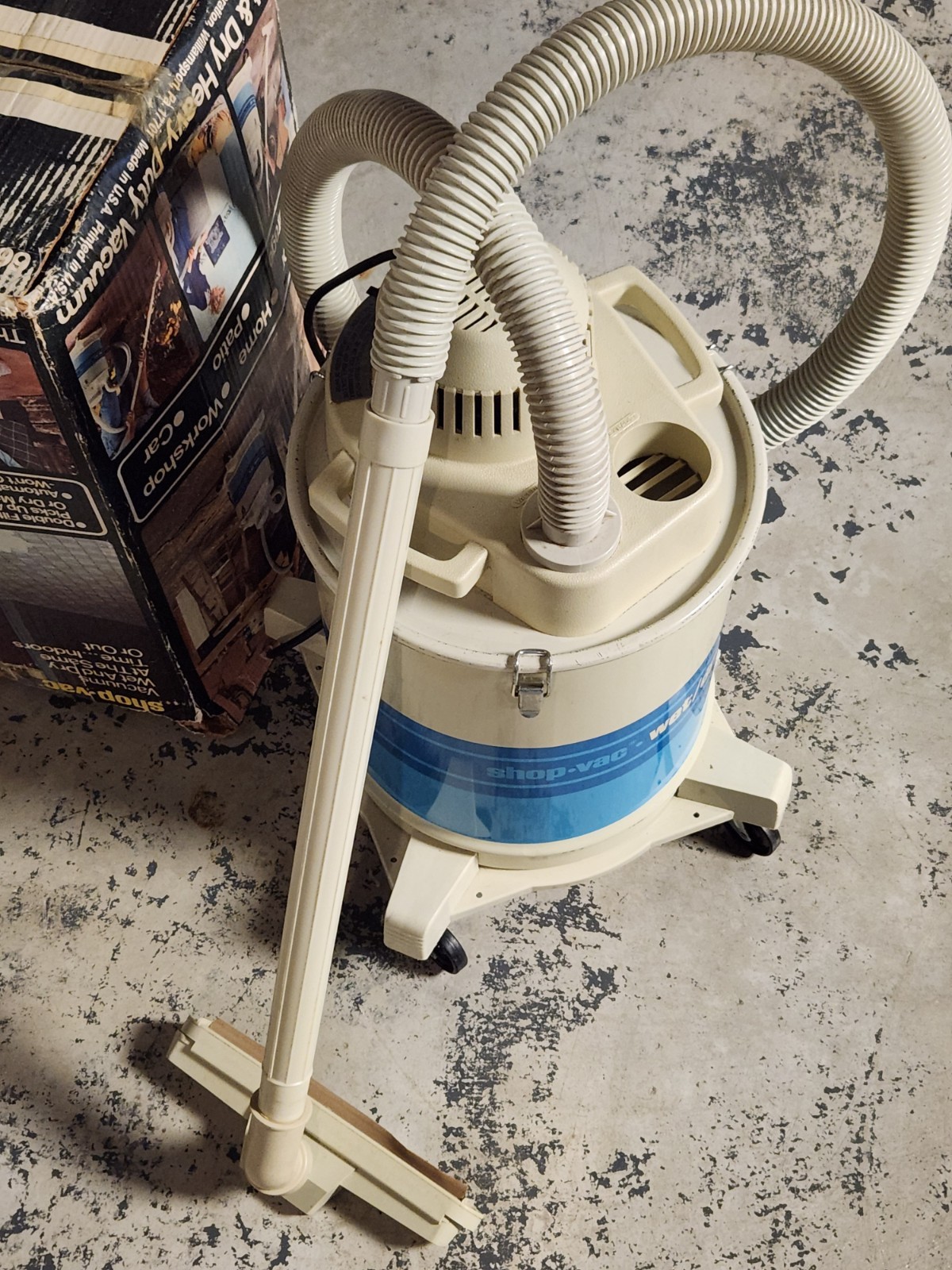 Rare Vintage True Value Blue/White 5gal Wet/Dry Shop Vac
