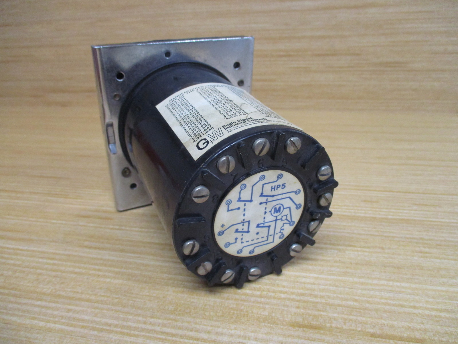 Eagle Signal HP514A6 Cycl-Flex Reset Timer 0-15 Seconds