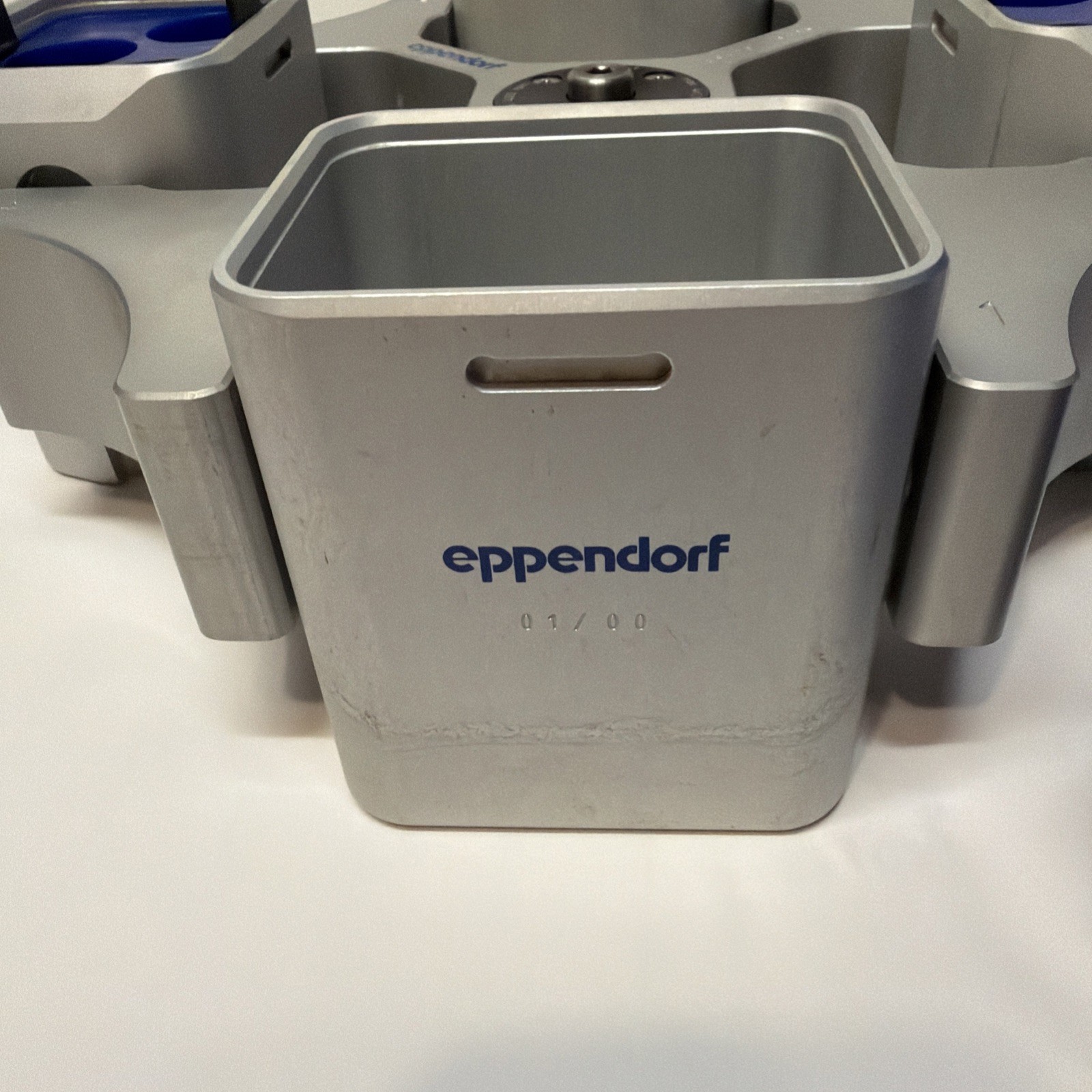 Eppendorf A-4-62 Swing Bucket Rotor with 4 Buckets and Adapters – Clean