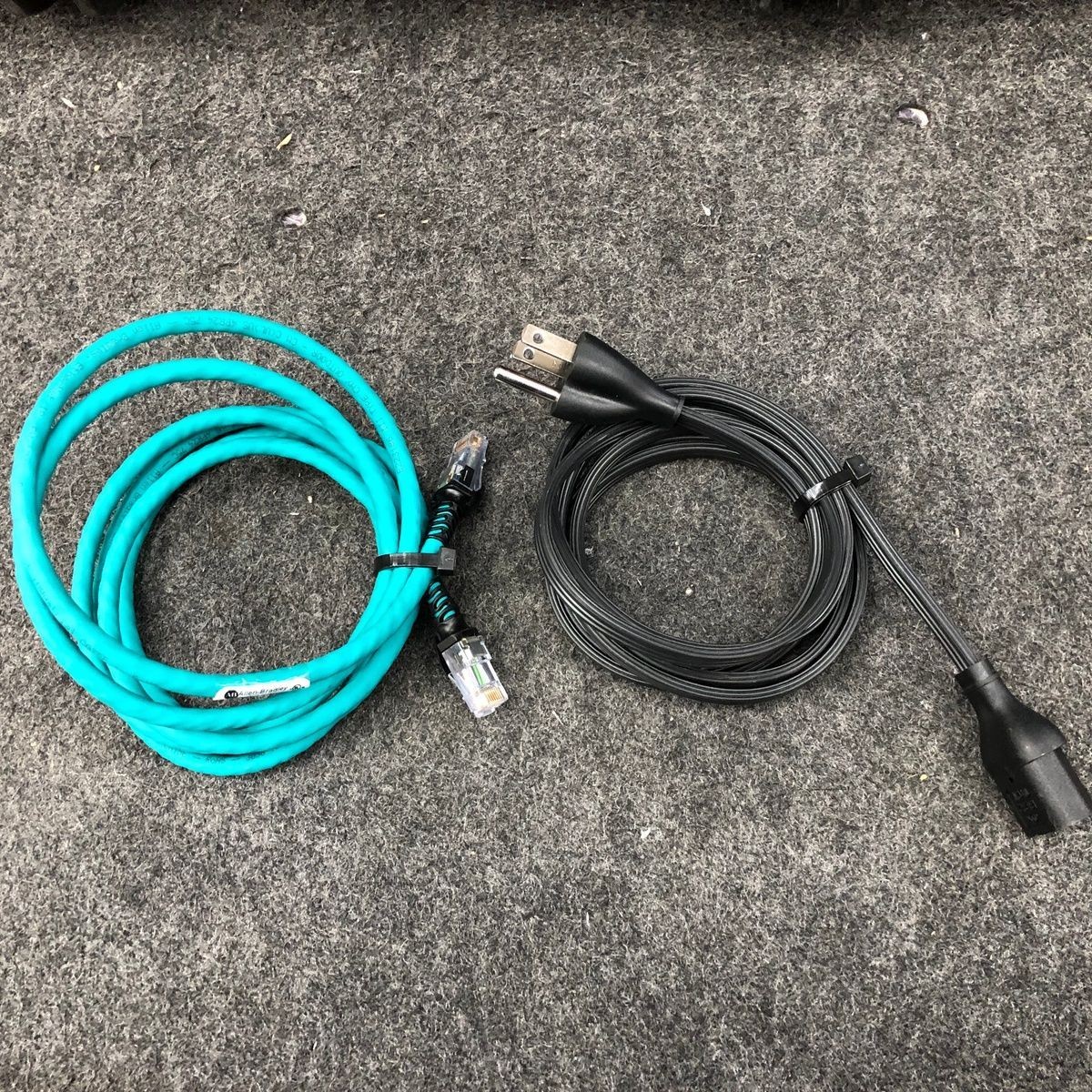 GUARDMASTER GuardLink Automation Safety Relay Demonstration Case (Untested)*