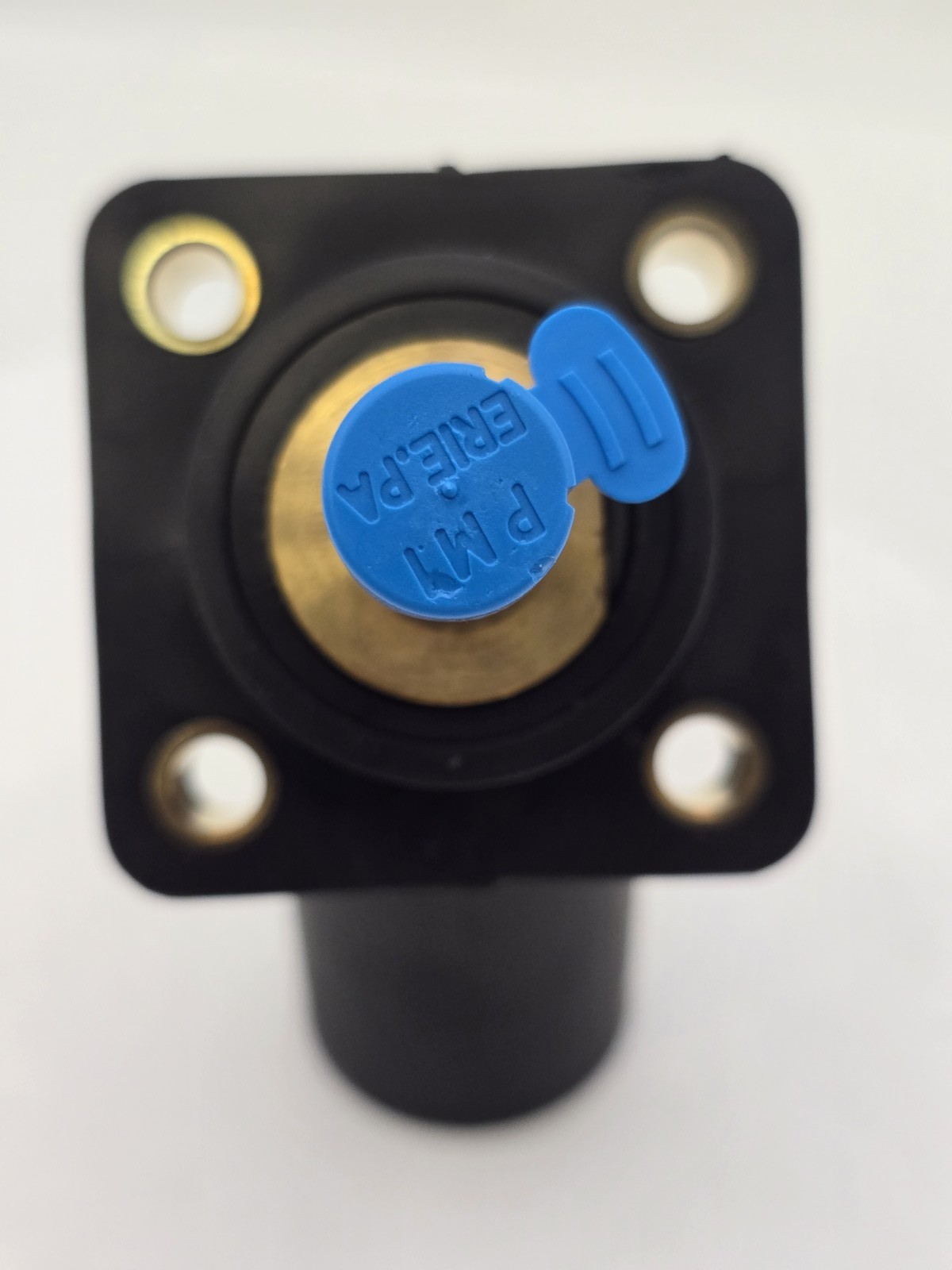 Pass & Seymour PS45MRSBBK 45 Deg Male Panel Mount 1-1/8″ Threaded 400A 600V
