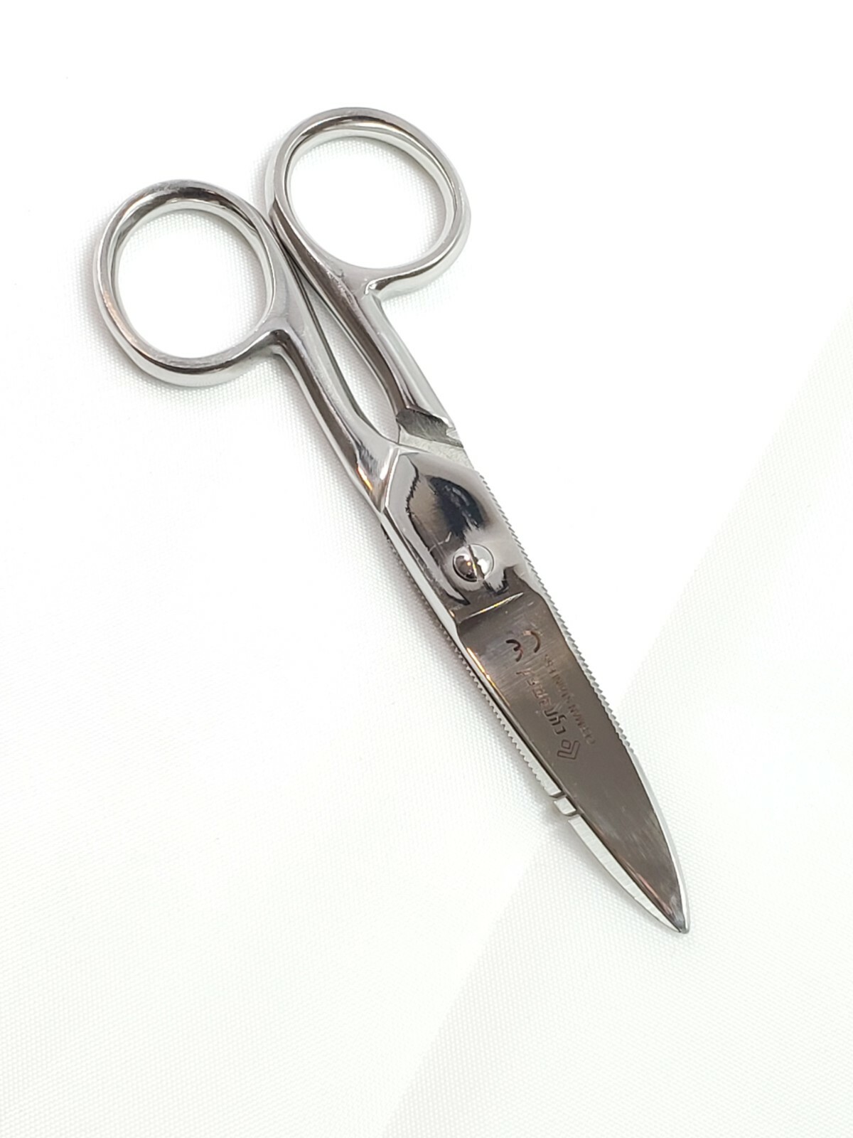 Electrician Scissors for Cutting & Stripping Wires Electrical Repair Tool 5.25″