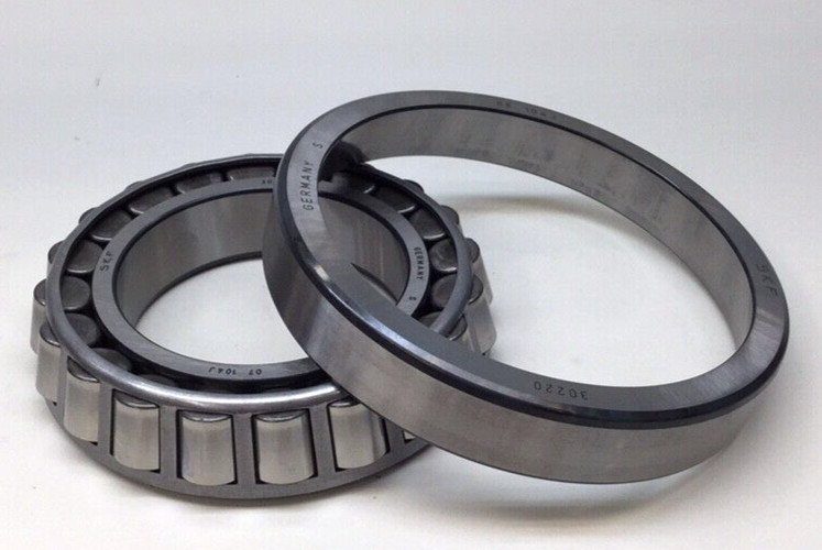 SKF 30220 J2 Tapered Roller Bearing Set Cone and Cup 100 ID x 180 OD x 34mm W