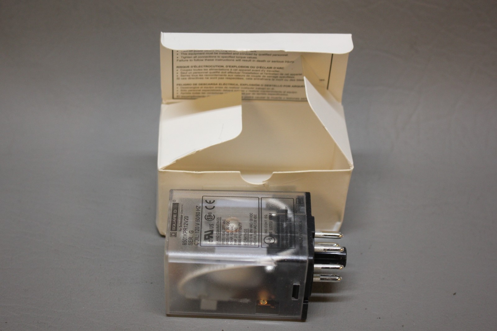NEW SQUARE D PLUG-IN RELAY 8501KPR12V20 SER.G