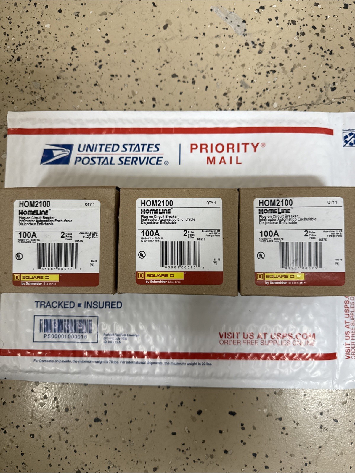 Square D HOM2100 100A (3 PACK) Miniature Circuit Breaker BRAND NEW FAST DROP OFF