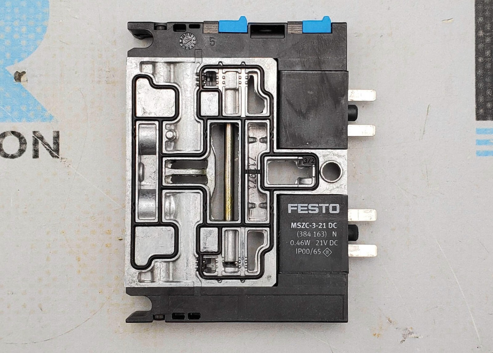 Festo CPV10-M1H-3OLS-3GLS-K-M7 Solenoid Valve 0.46W 21VDC IP00/65 559642