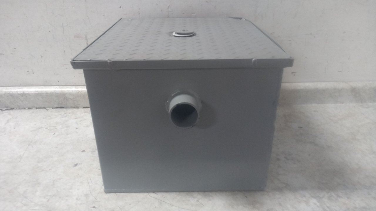 Zurn GT2700-15-2NH 2 In Inlet/Outlet 30 Lb Cap 15 GPM Steel Grease Interceptor