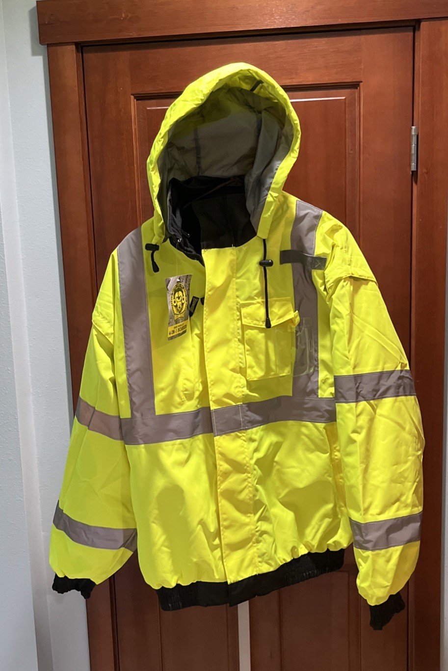 OccuNomix LUX-TJBJ-Y2X Size 2X ANSI Class 3 Hi-Vis 4-in-1 Bomber Jacket NWT