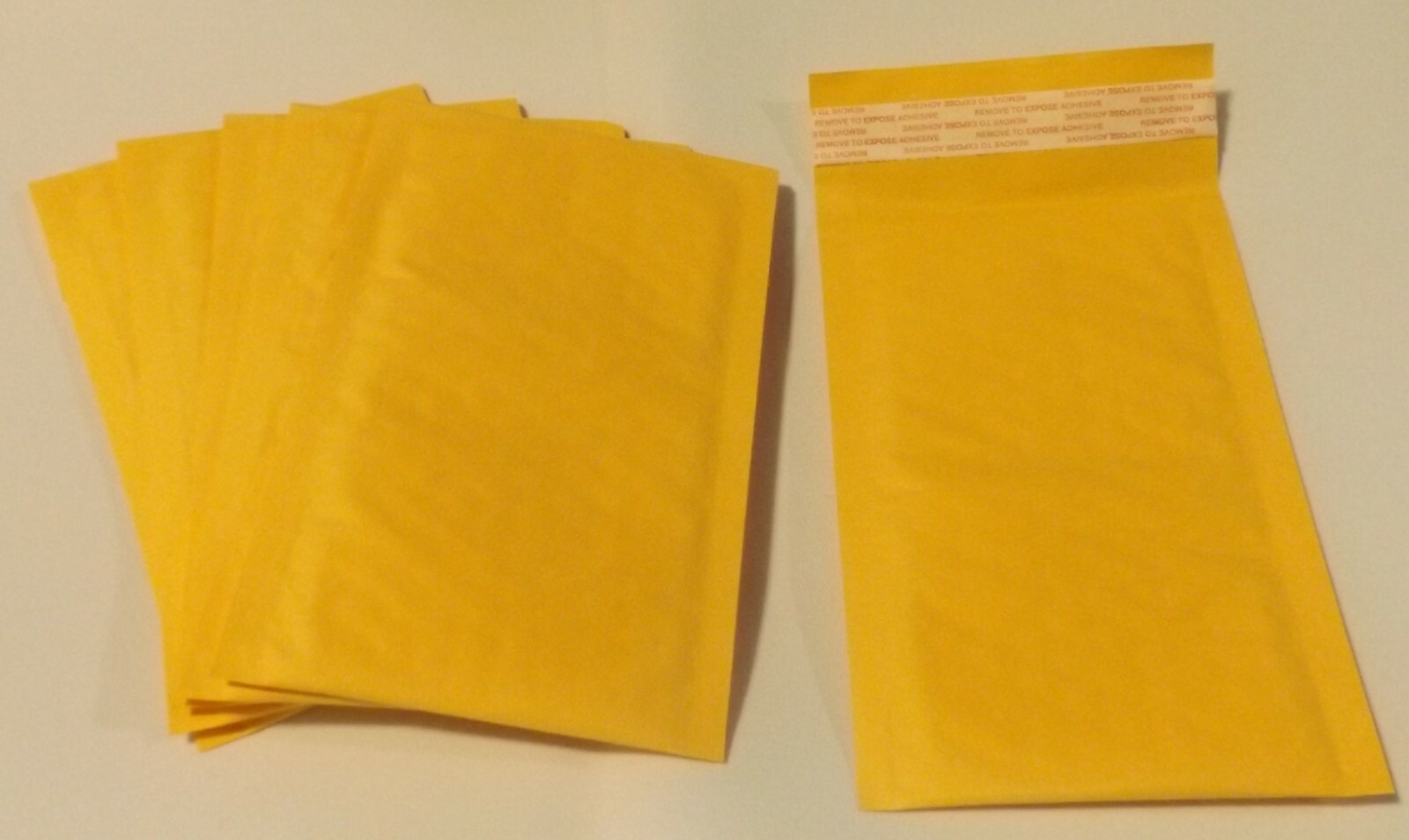 PREMIUM KRAFT BUBBLE MAILERS / AIR JACKET SELF-SEAL 4″ x 8″ SIZE# 000 10 CT
