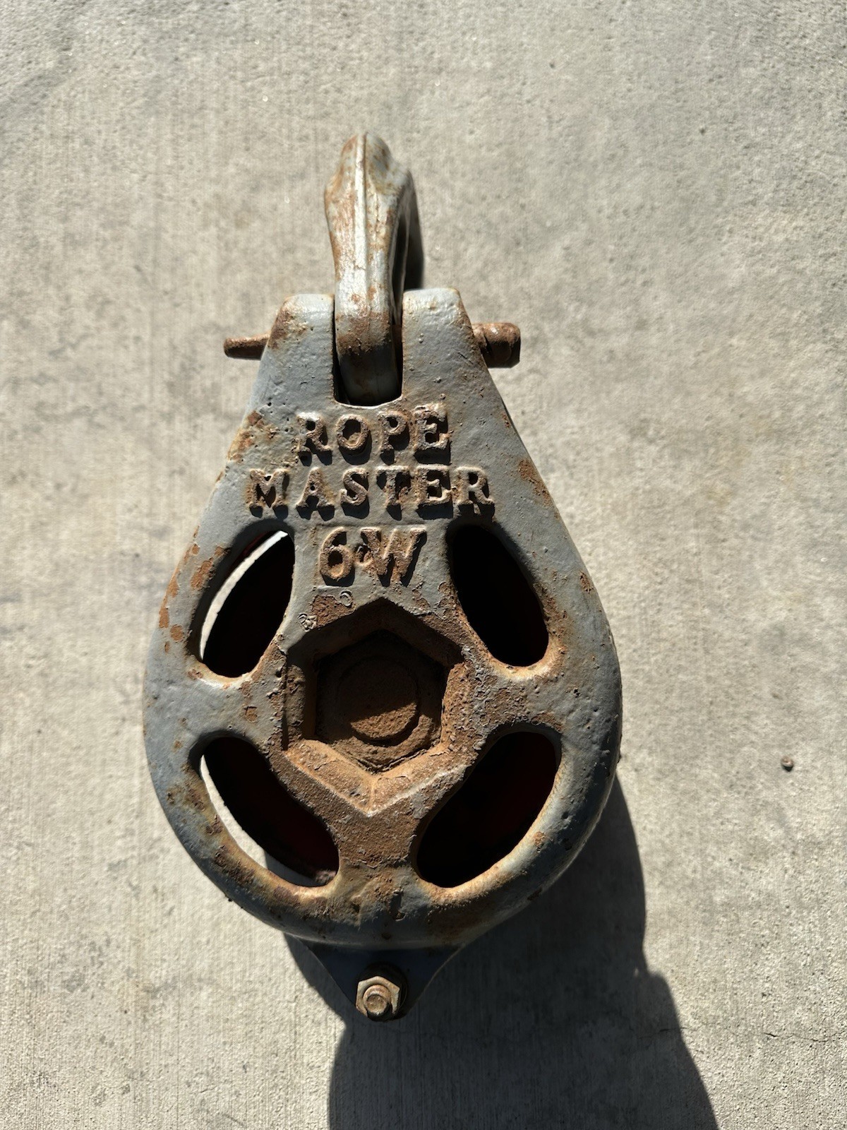 Vintage rare Rope Master 6W Industrial Mine Lifting Pulley Block Gray/Red Sheave