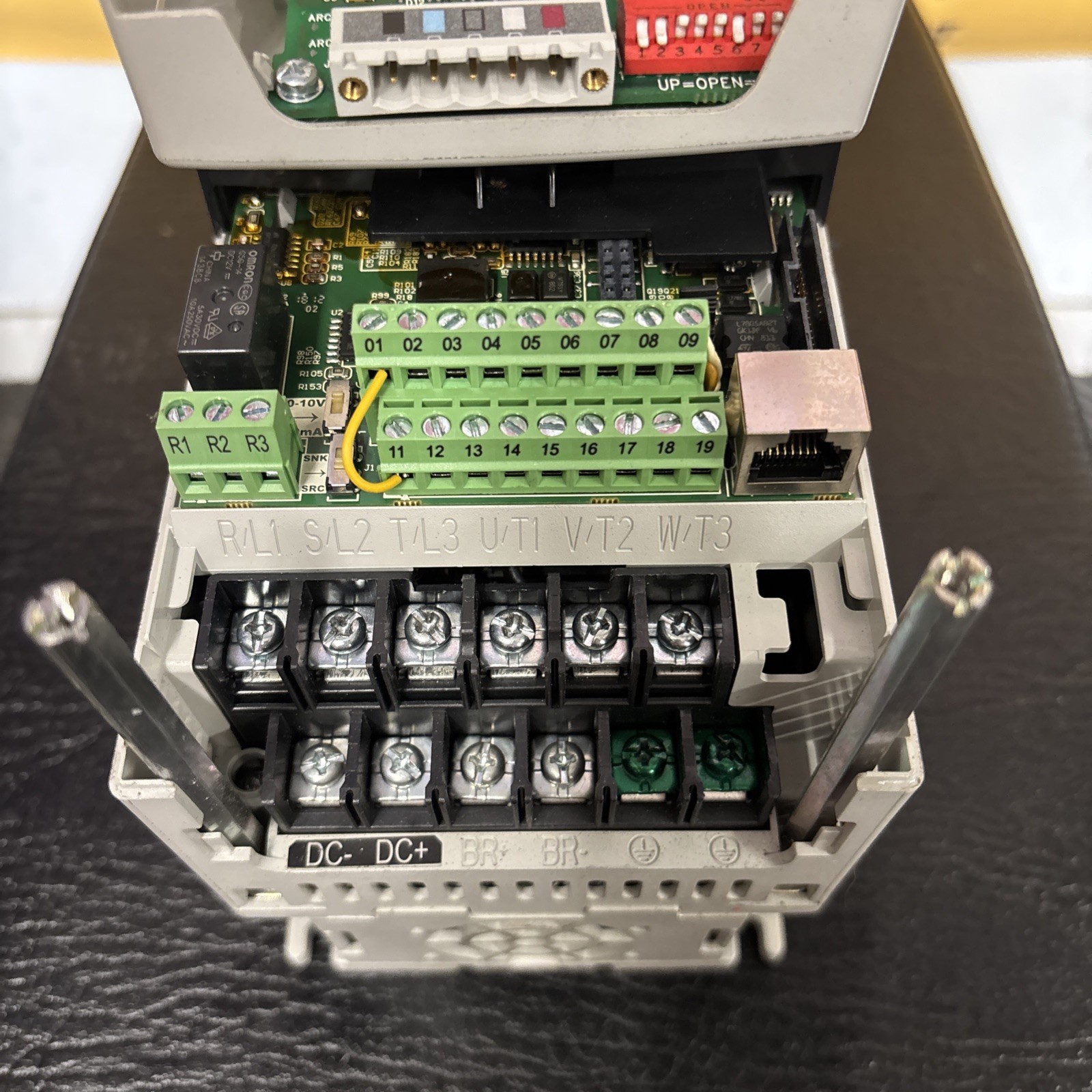 Allen-Bradley 22B-D2P3N104 PowerFlex 40 1HP