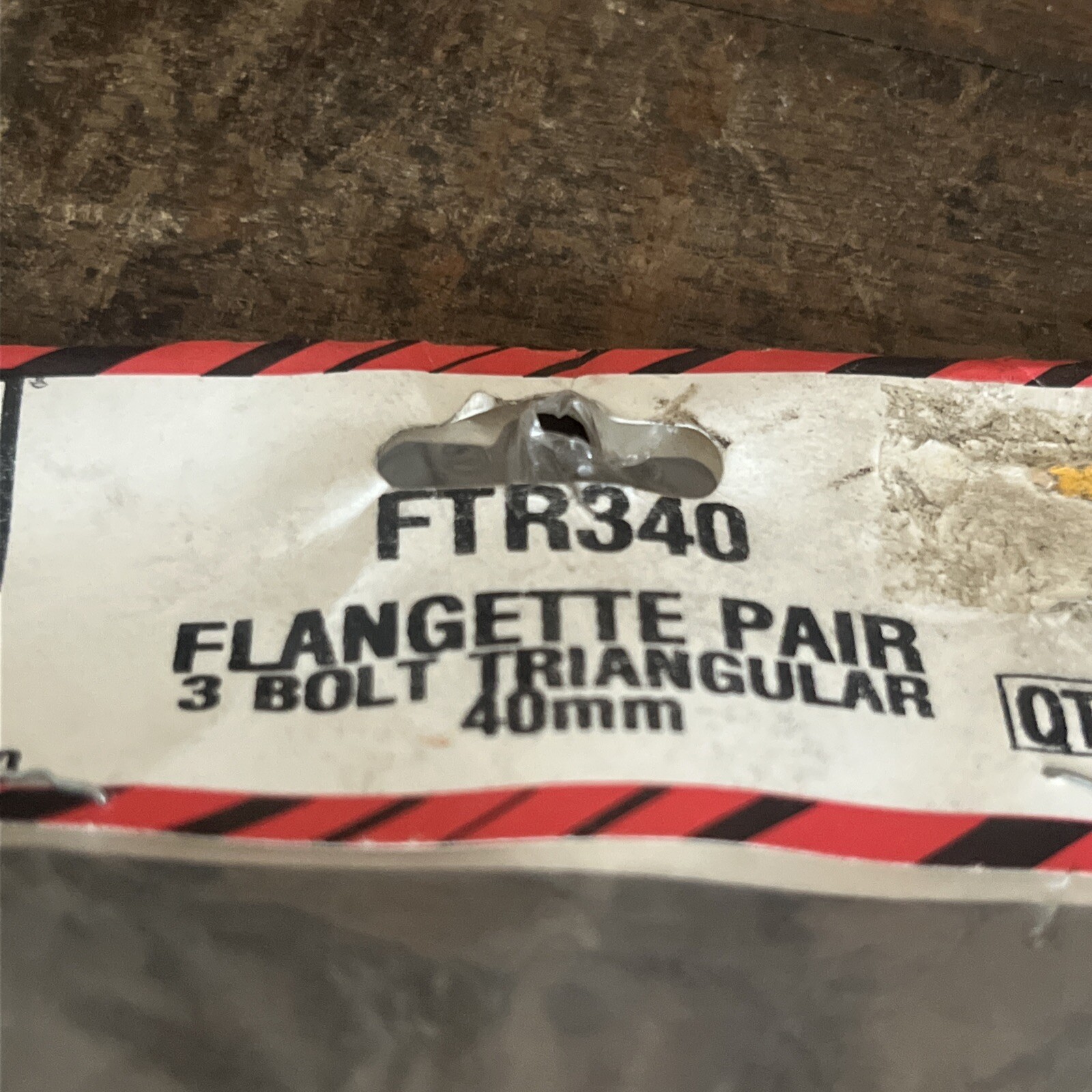 NOS Tisco FTR340 Bearing Flangette Pair 3 Bolt