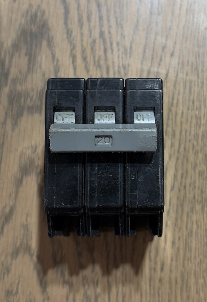 CUTLER HAMMER 3 POLE 20 AMP ELECTRICAL BREAKER # CHB320 NOS, OUT OF BOX