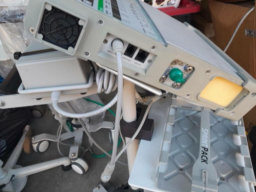 VIASYS LTV 1200 TRANSPORT VENTILATOR SYSTEM INCLUDES SPRINT PACK AND MORE