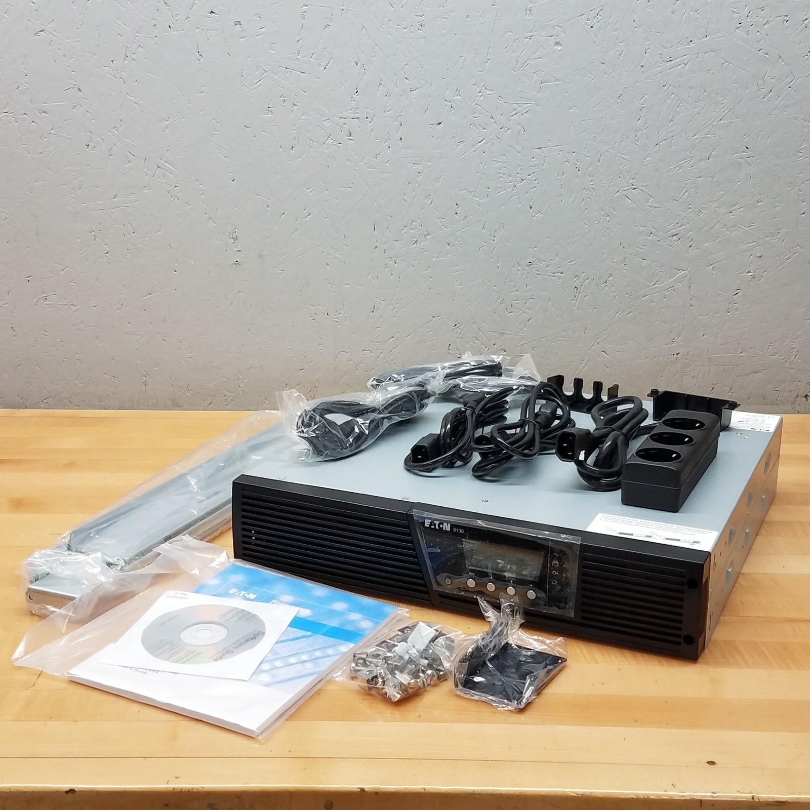 Eaton PW9130I1500R-XL2U Power Supply, 240V/230V/220V/208V/200V Input, 48Vdc, 34A