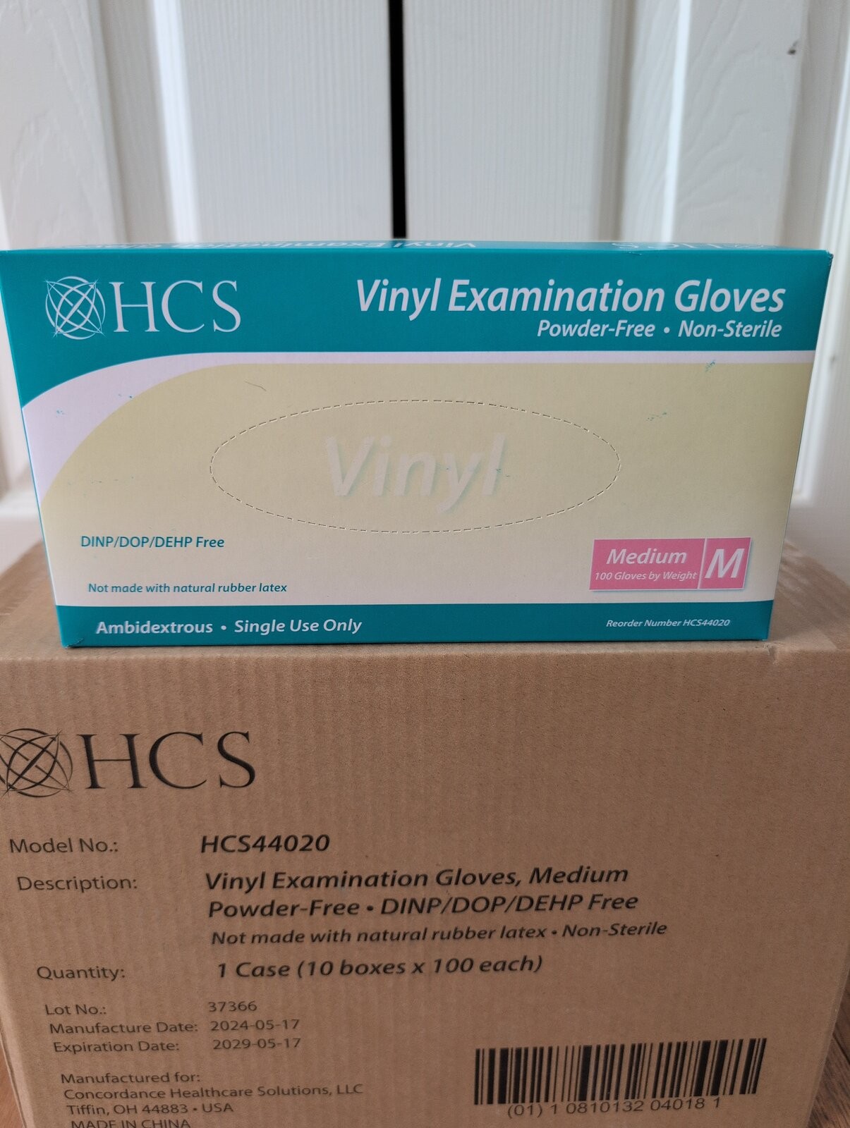 1000 pcs Vinyl Examination Gloves Powder Free Size Medium