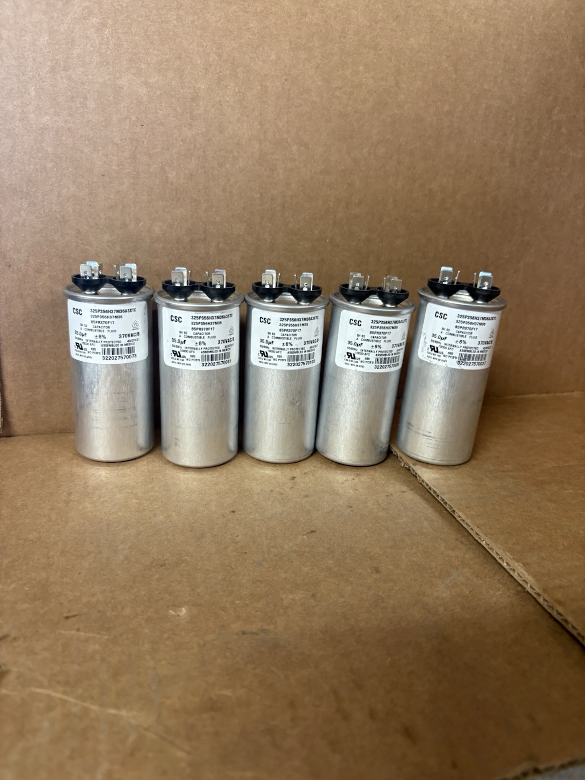 5 Pack CSC 35 uF Run Capacitor 35 MFD, 370V, Round, 50/60Hz LB23