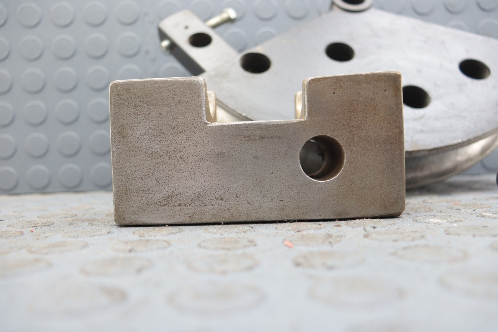 1-1/4P X 7 ROUND TUBE, PIPE BENDING DIE UNKNOWN BRAND LOC7581