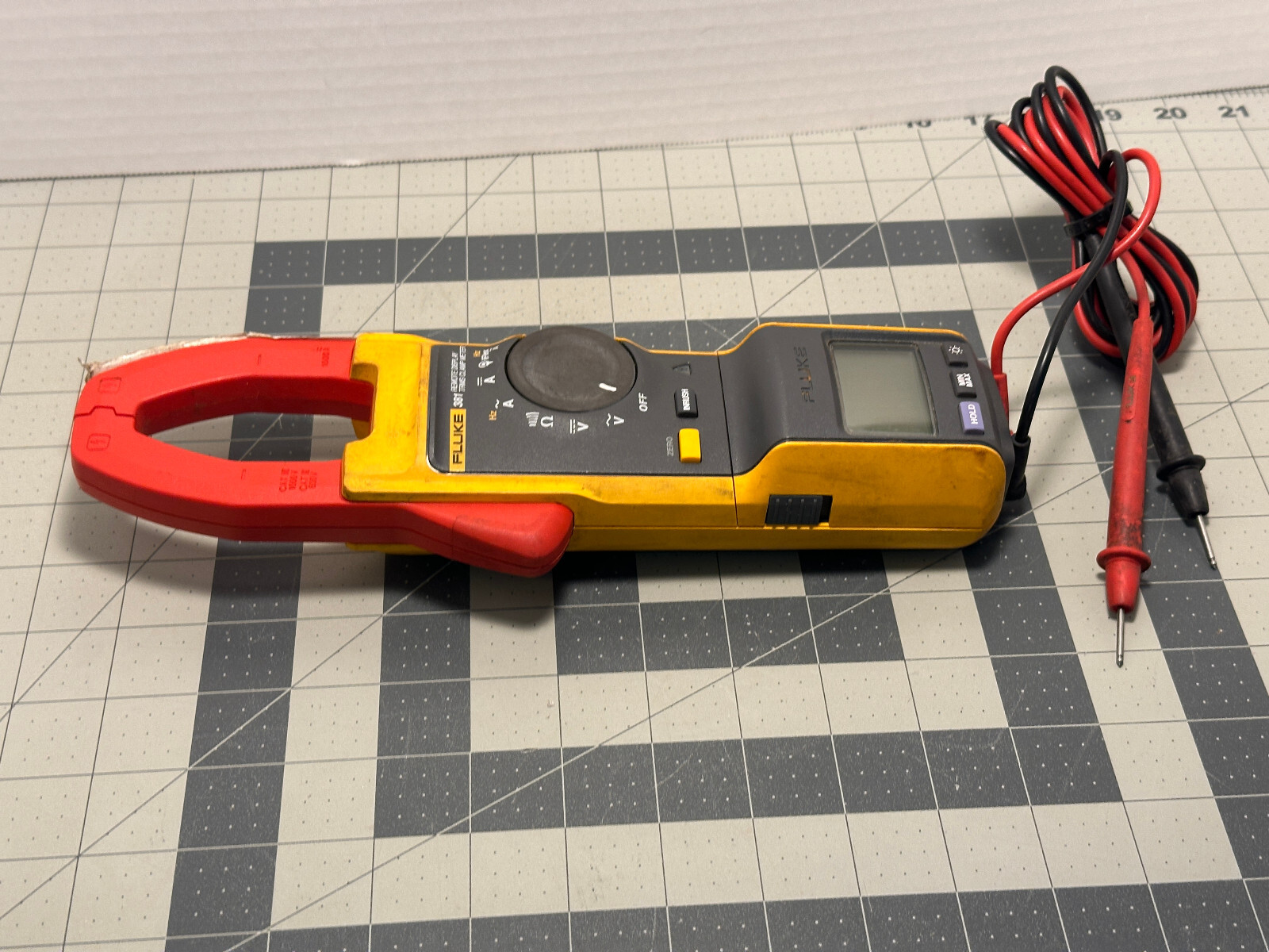 Fluke 381 Remote Display TRMS AC/DC Clamp Meter Multimeter w/ Probe Leads!