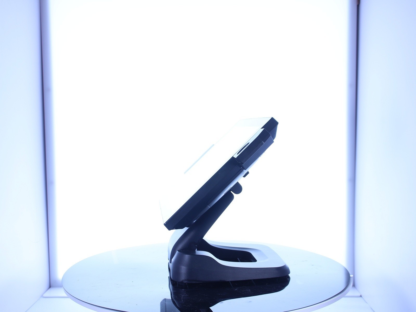 Hisense POS Terminal – HK570Eii w/ Stand, No AC
