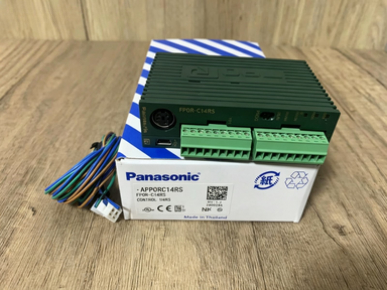 1pcs PLC AFP0RC14RS FP0R-C14RS CONTROL UNIT New In Box