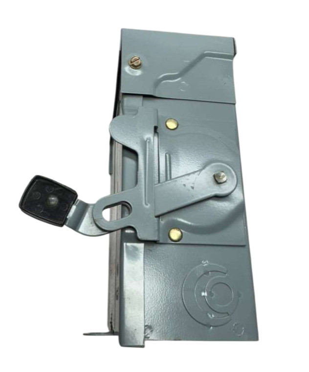 Square D D221NRB General Duty Safety Switch Series E3, 30A, 240VAC *Please Read*