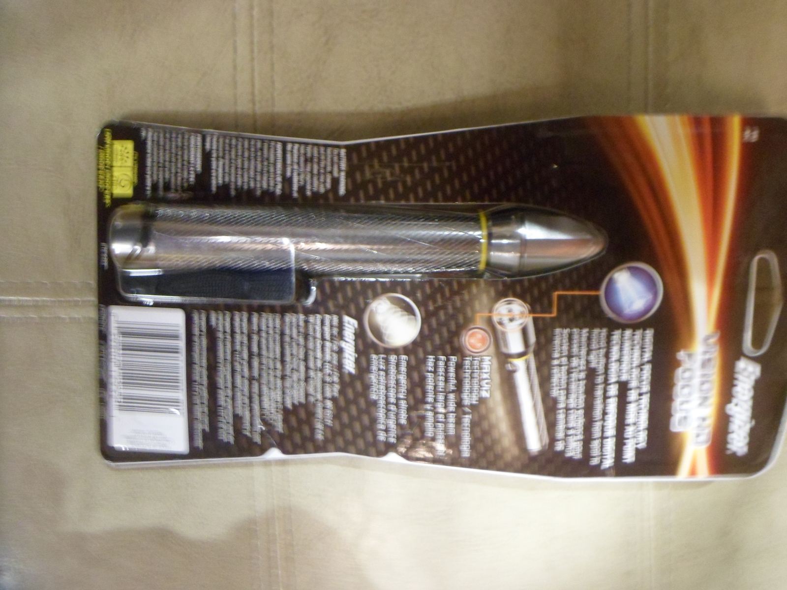Energizer® LED 400 Lumens Metal Flashlight Vision HD Focus