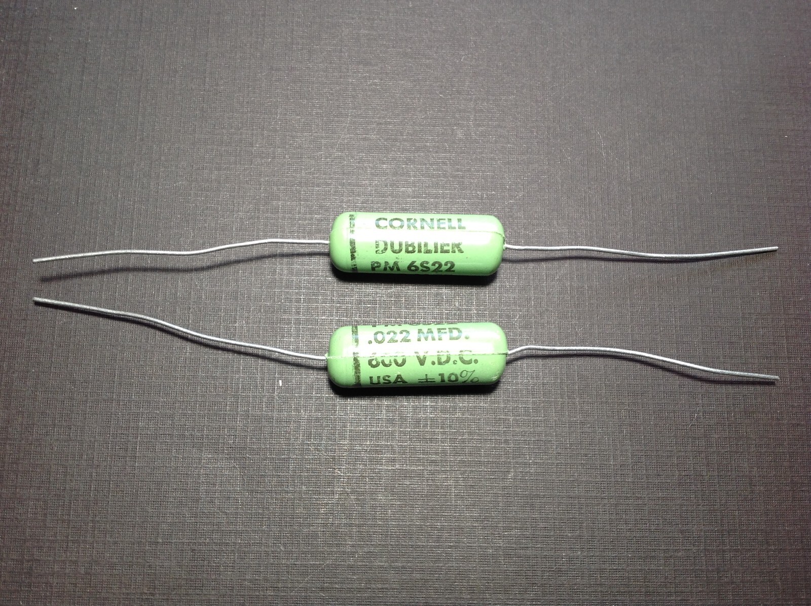 2 pcs Cornell Dubilier Greenie capacitor 600 VDC .022 MFD PM6S22 NOS