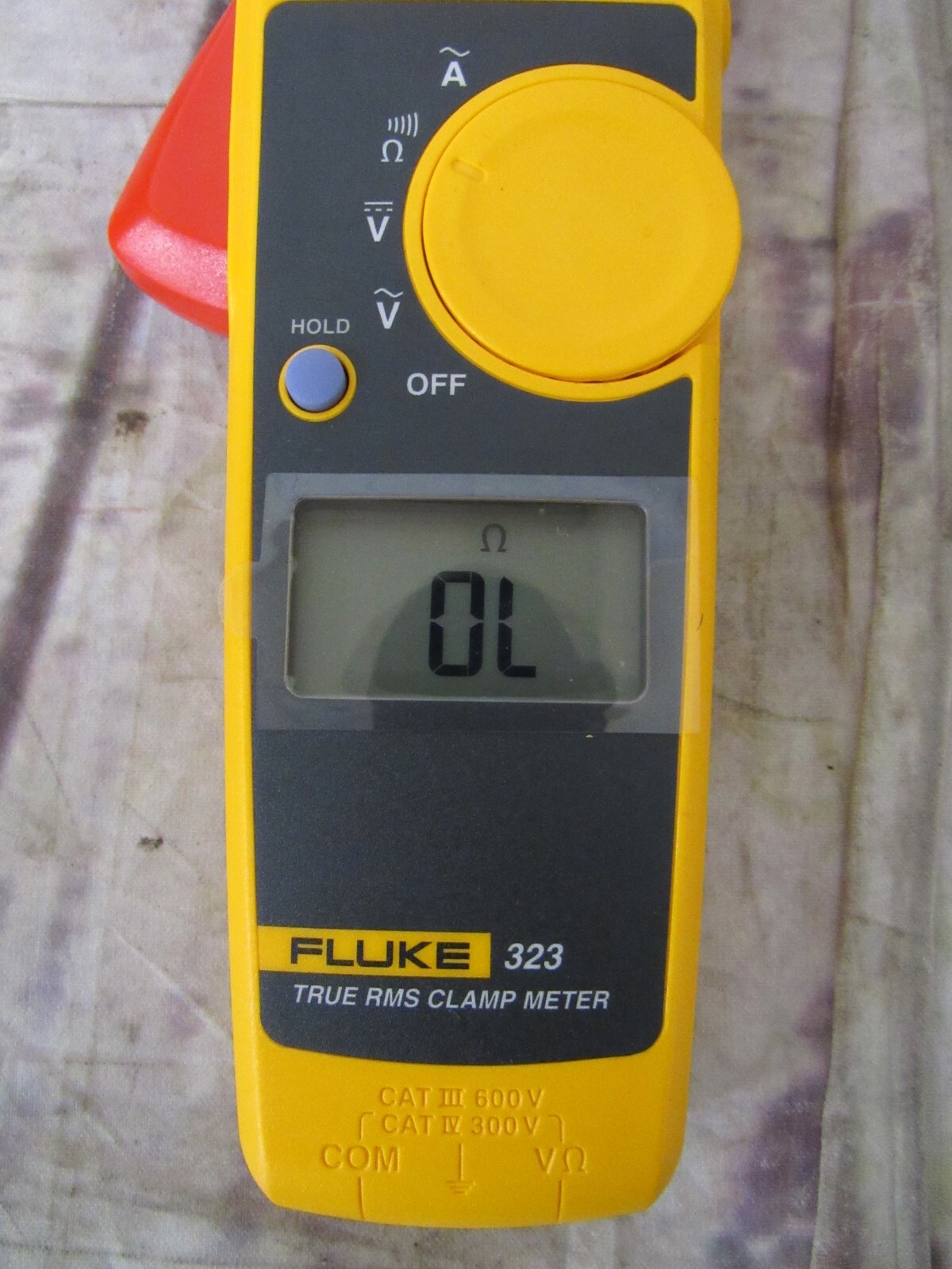 Fluke True-RMS clamp meter 323