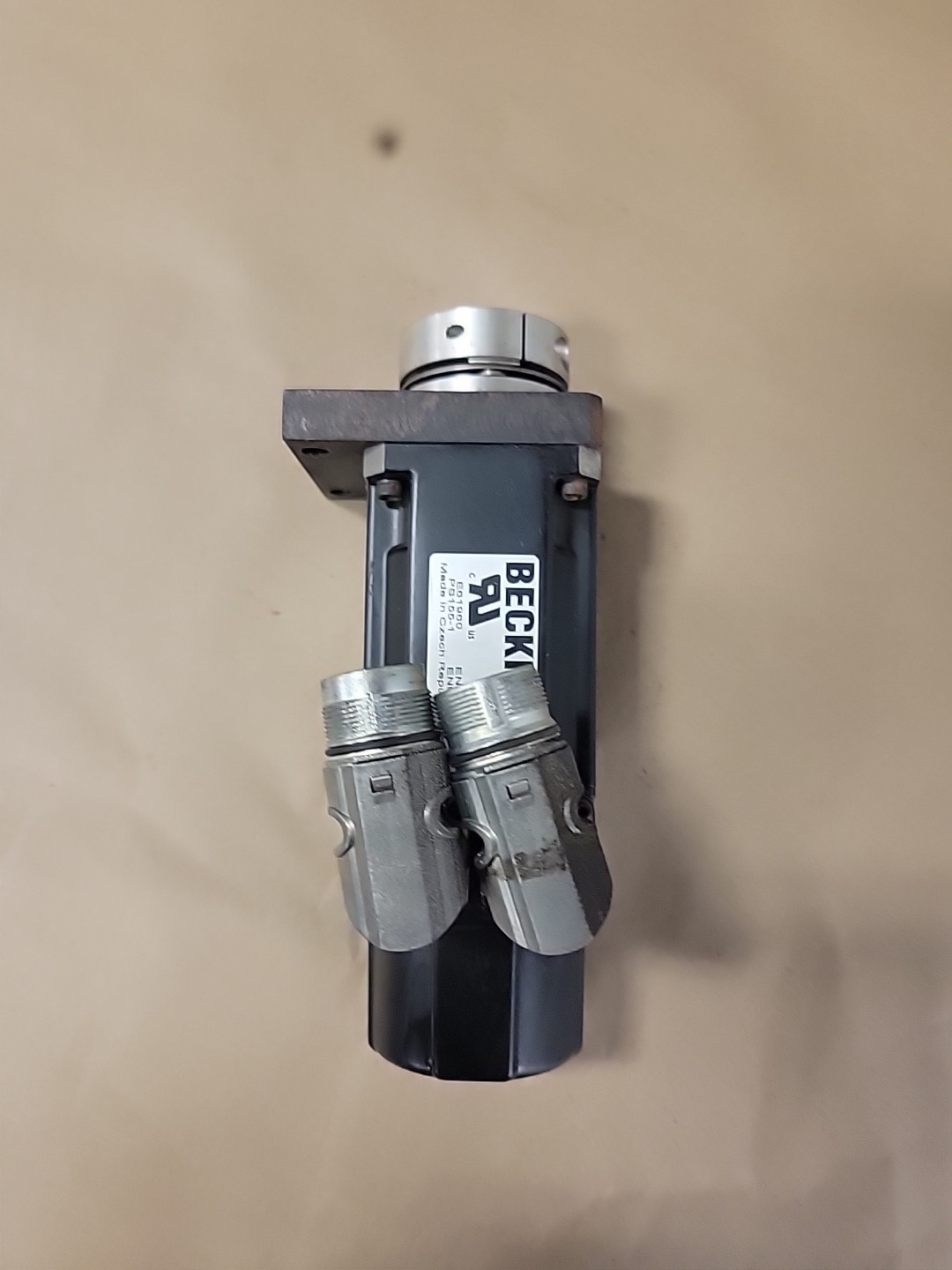 Beckhoff AM3022-0C41-0000 8000 1/min 0,55kW Servomotor -used-