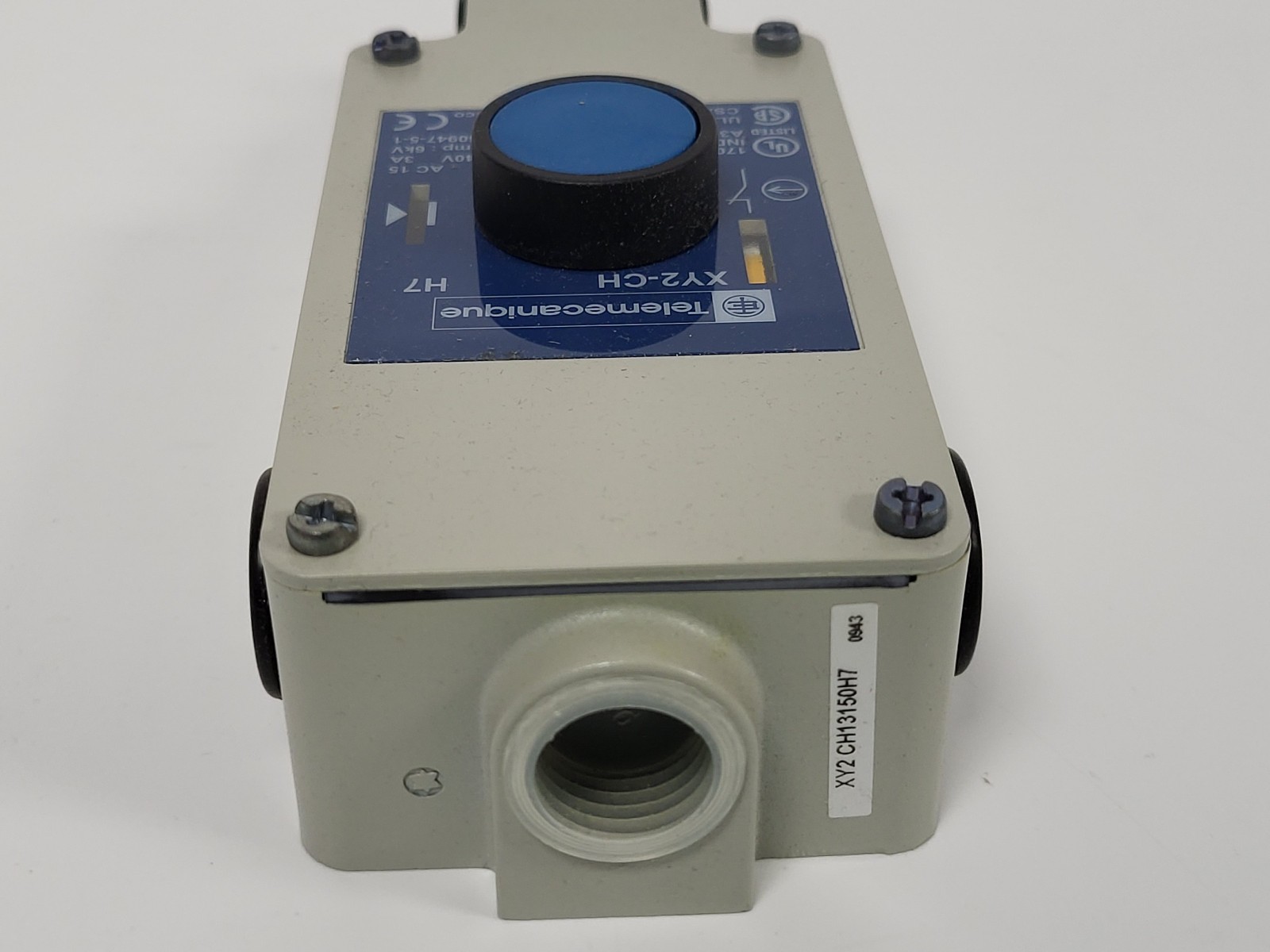 Telemecanique XY2C Latching Emergency Stop Cable Pull Switch XY2CH13150H7