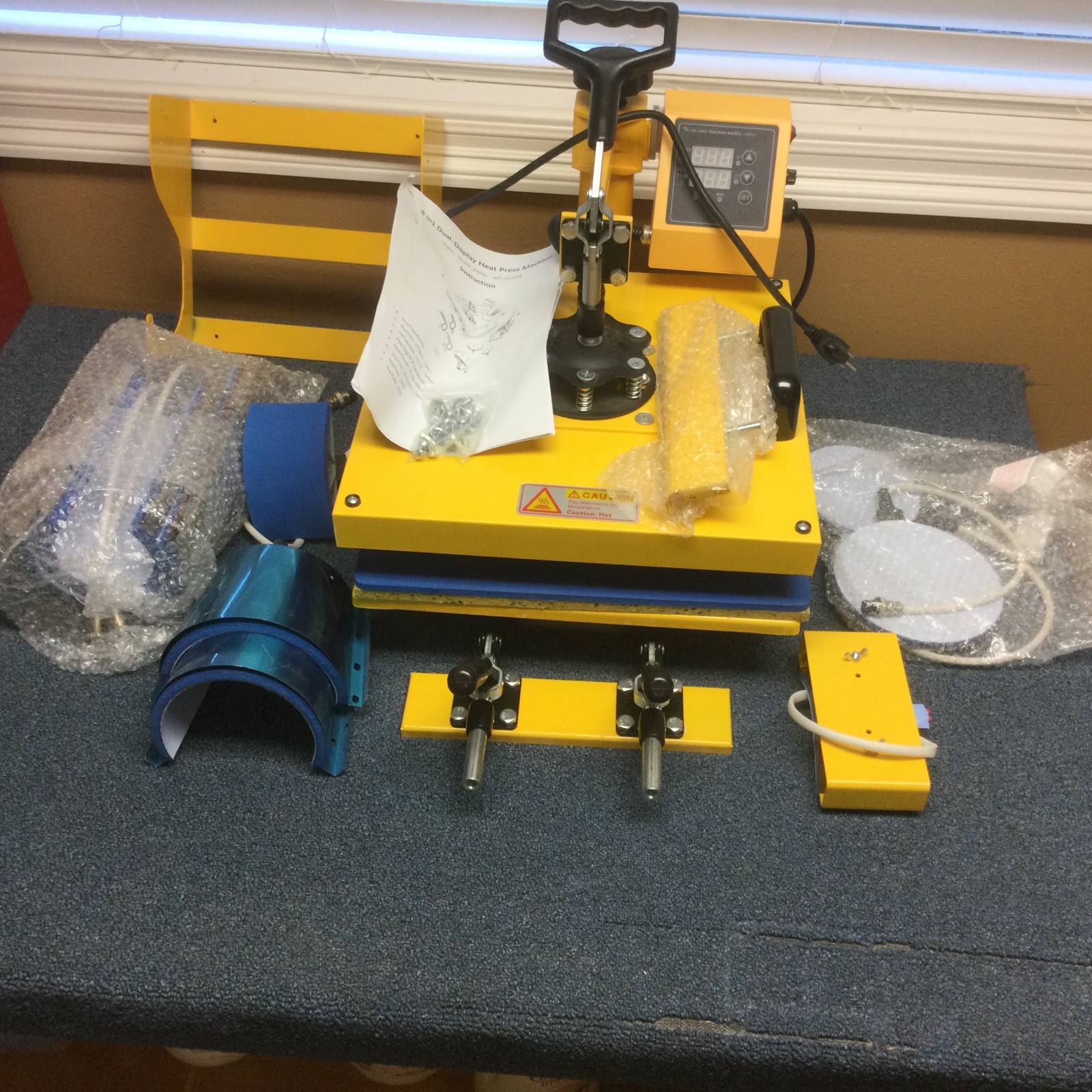 8 in 1 Heat Press Machine 15 x 15 in Transfer Sublimation T-shirt. Unused